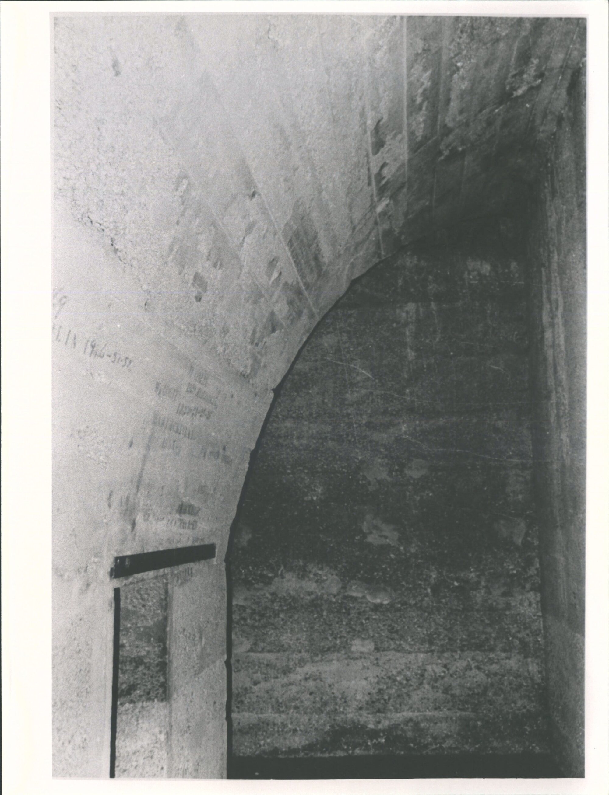 Chicory Building 10.7.1974. Photo no 7 Concrete Vaulting