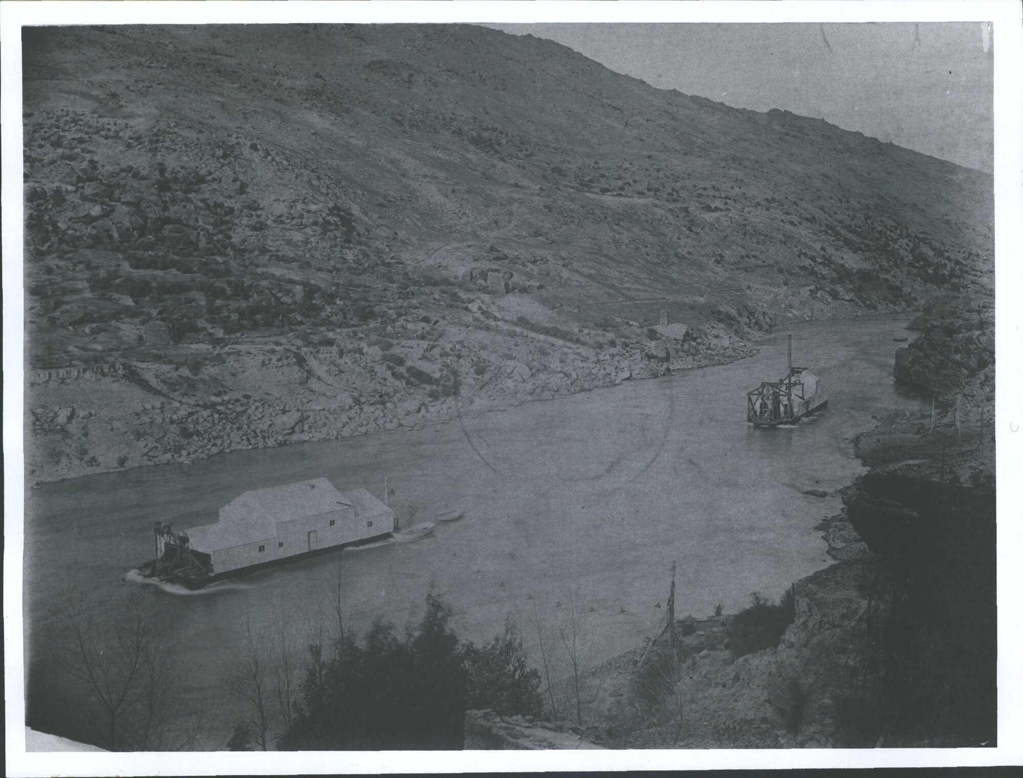 Alexandra - Gold dredges at work in the Clutha River below the town
