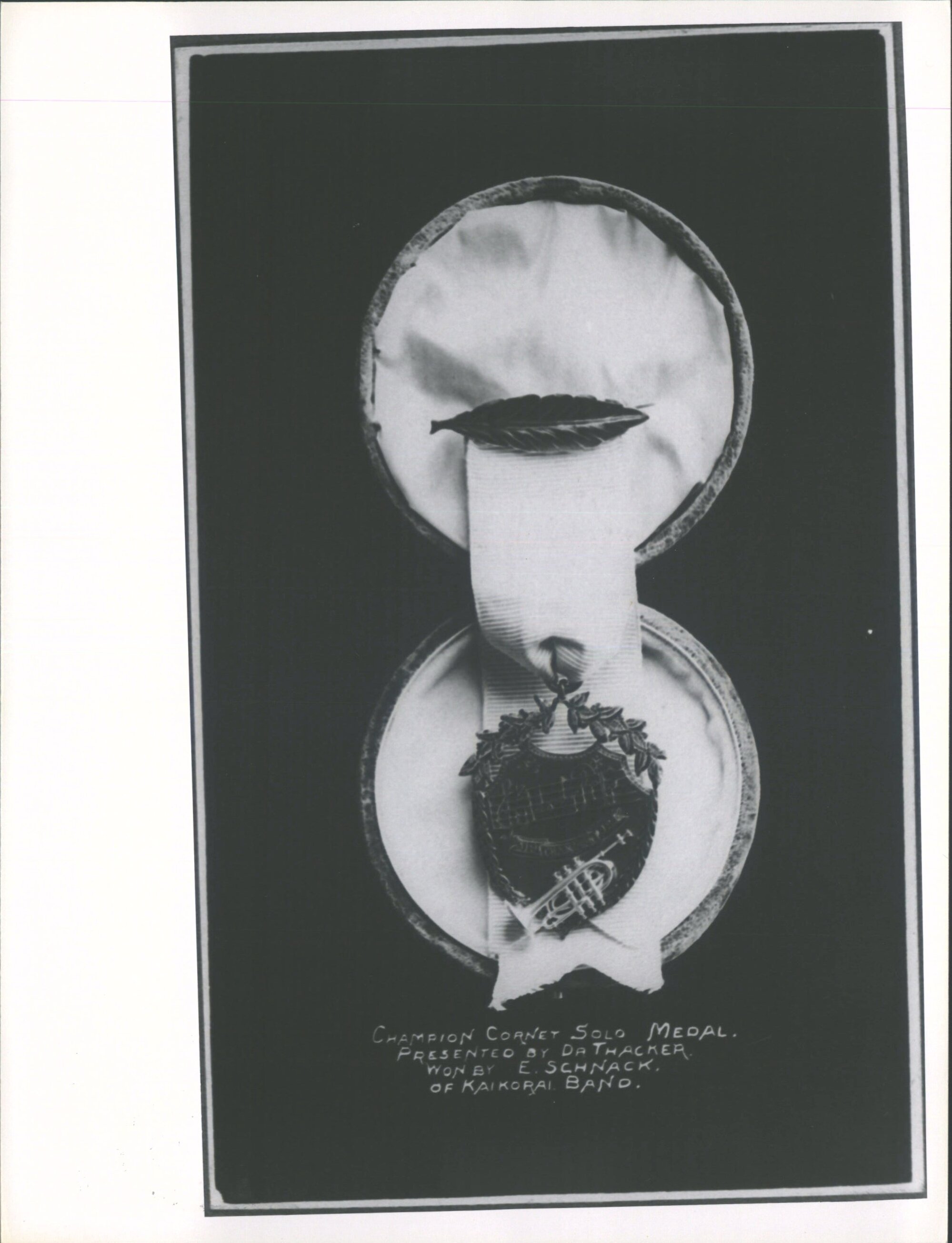 MUSICAL GROUPS - BANDS