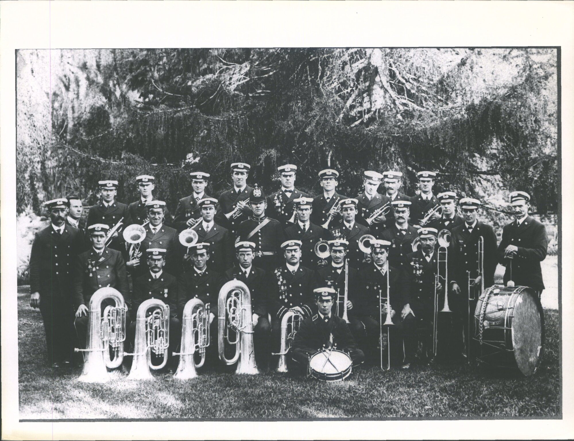 MUSICAL GROUPS - BANDS