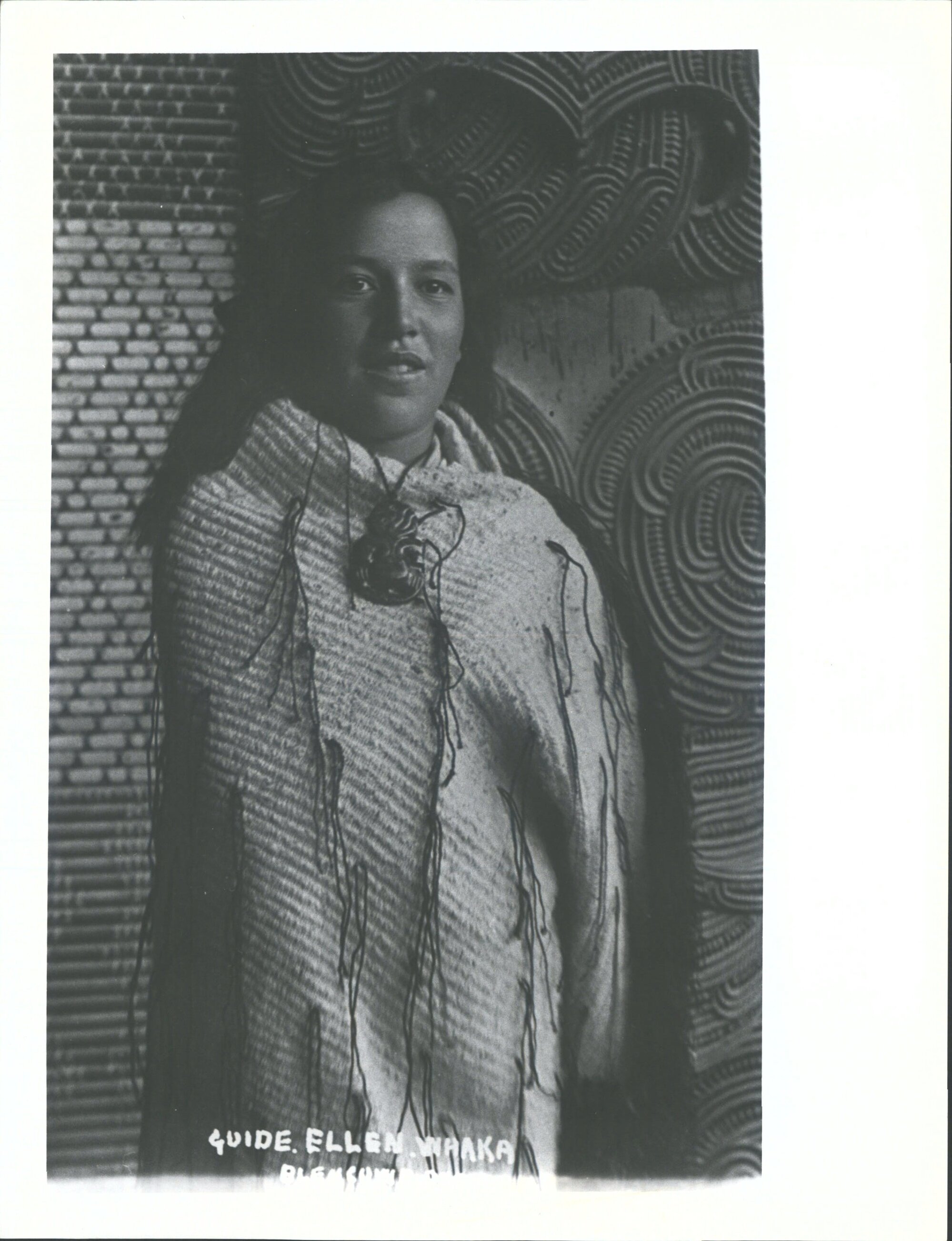 Guide Ellen [Whakarewarewa]