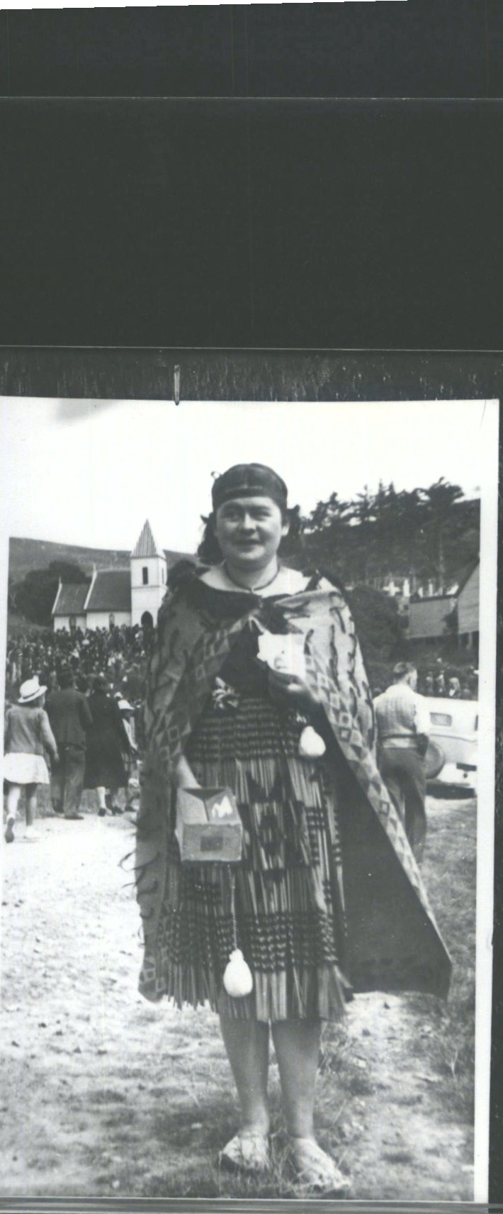 [Harper, Koara daughter of Fred Harper &amp; Annie Taiaroa m Noel' Robertson]