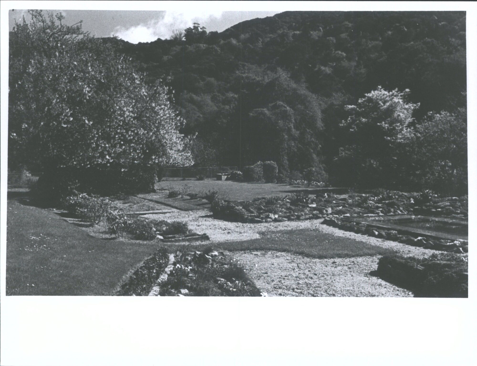 "Kelvin Grove", Woodside