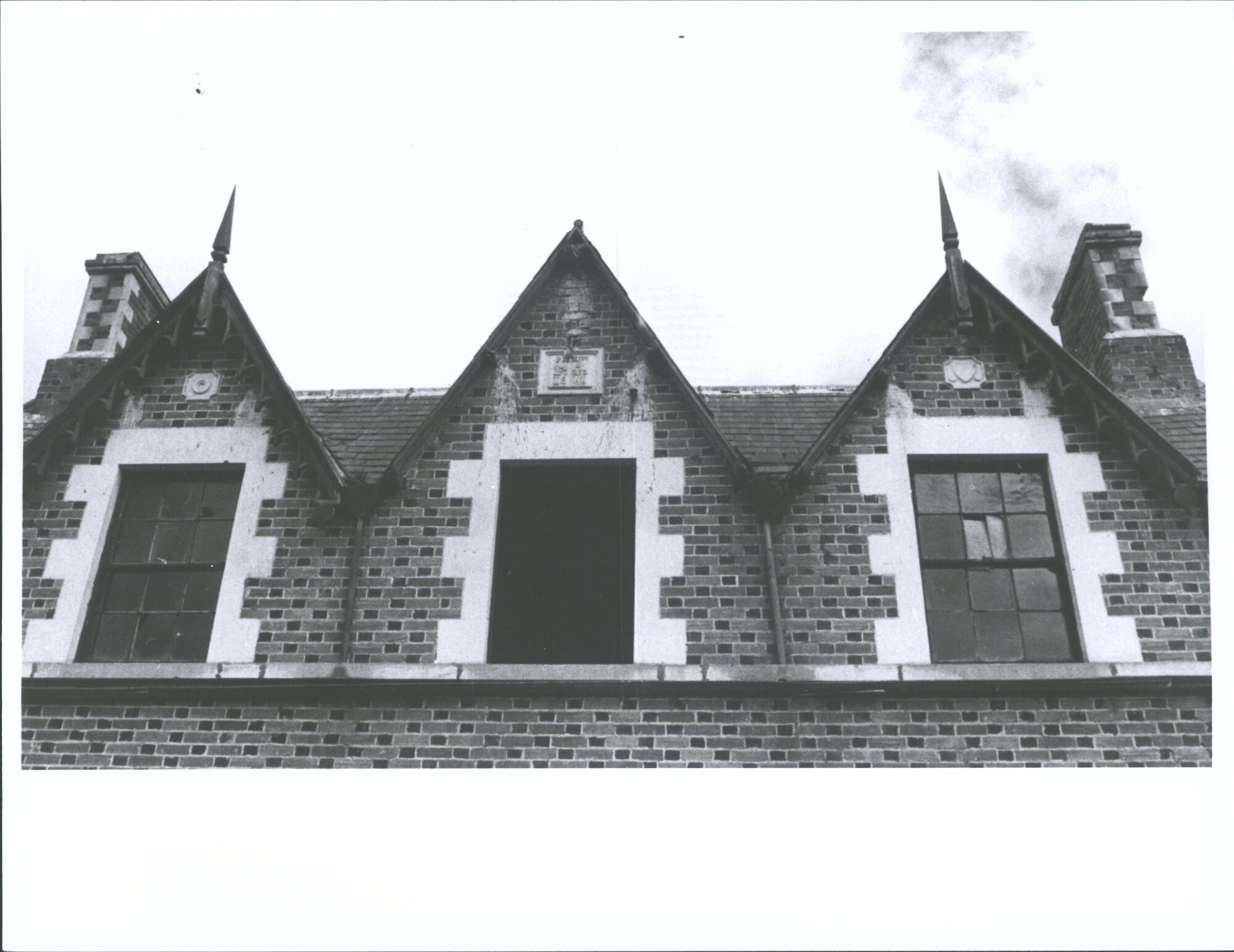 "The Poplars", Woodside