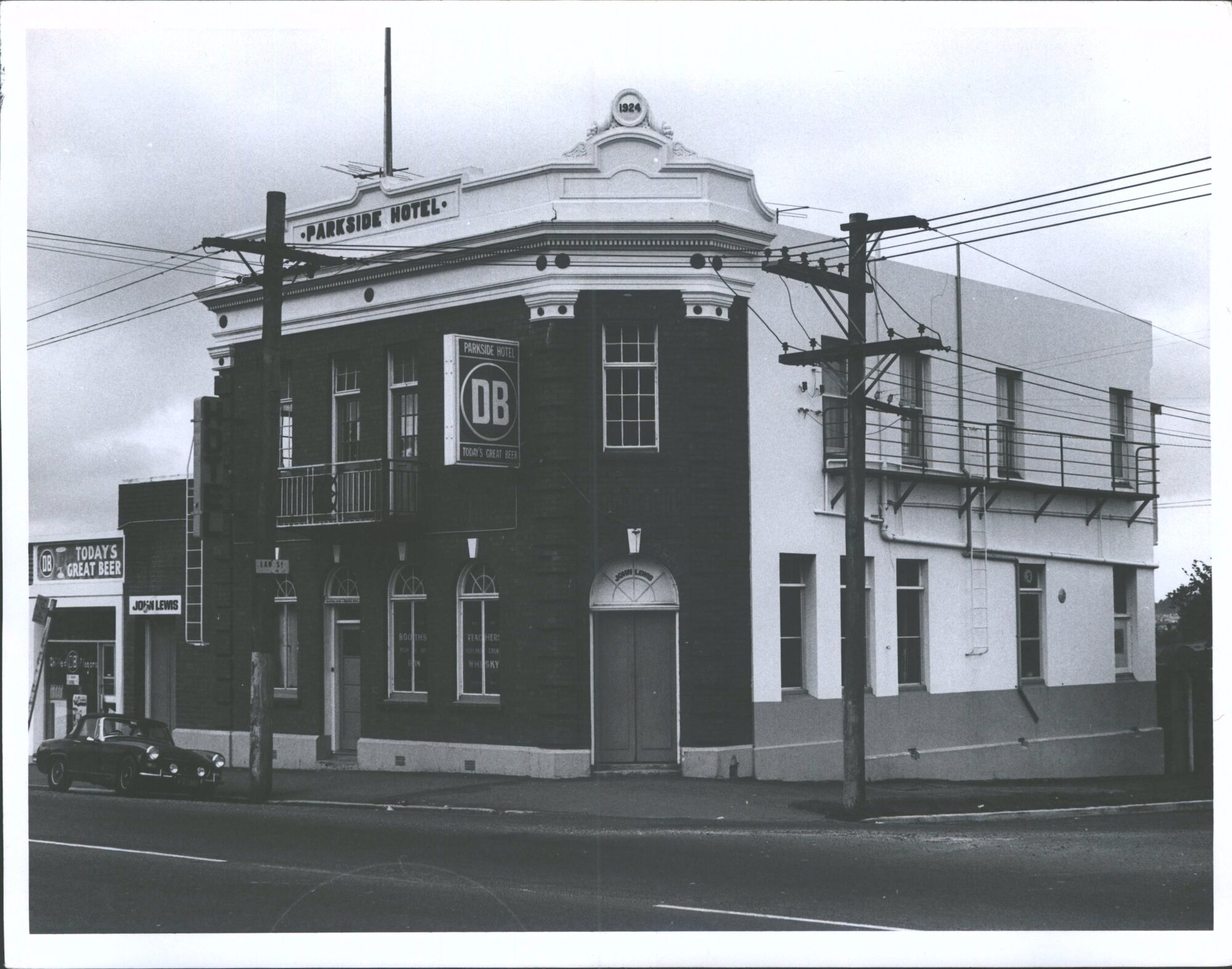 Parkside Hotel