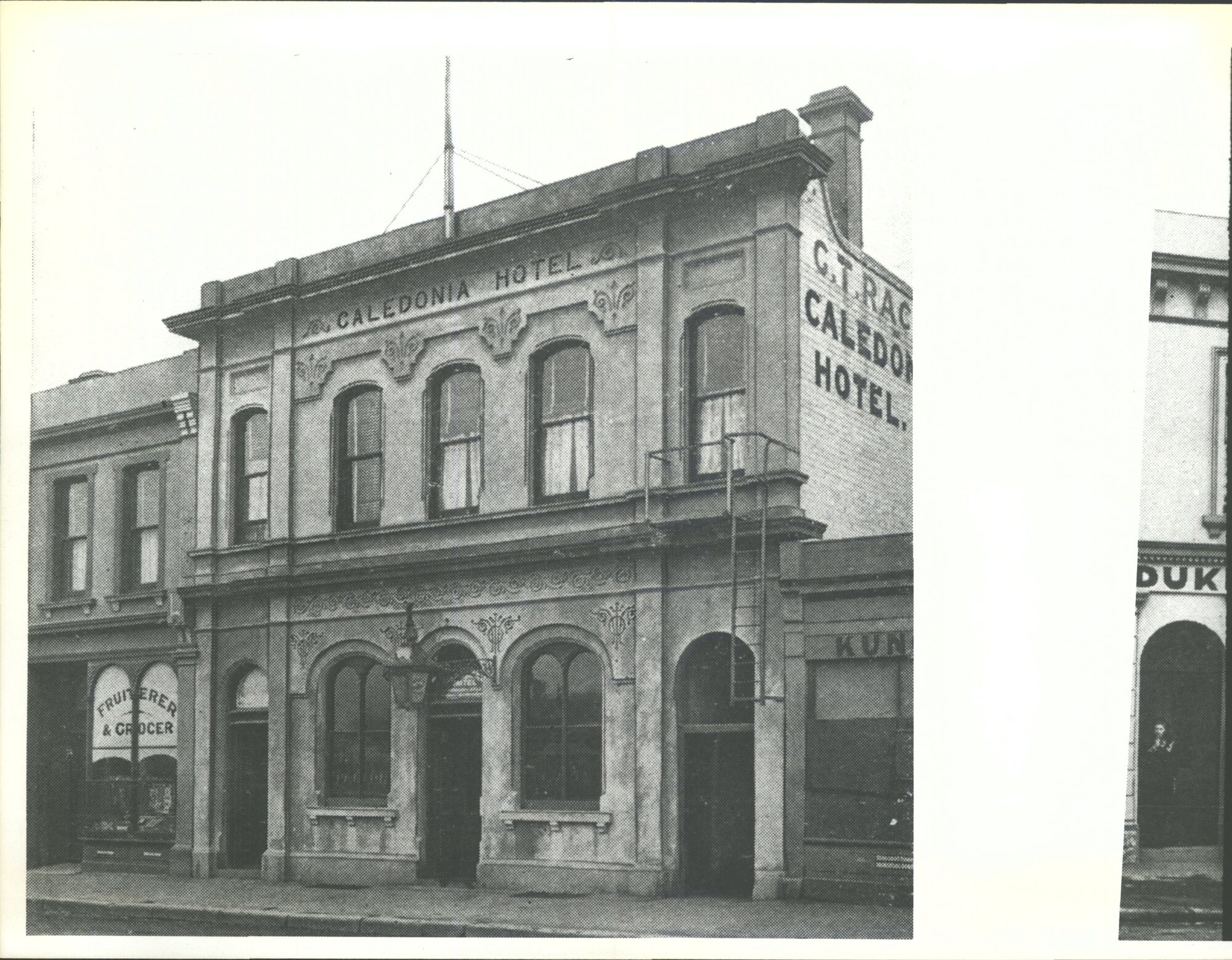 Caledonia Hotel, 266 Great King Street