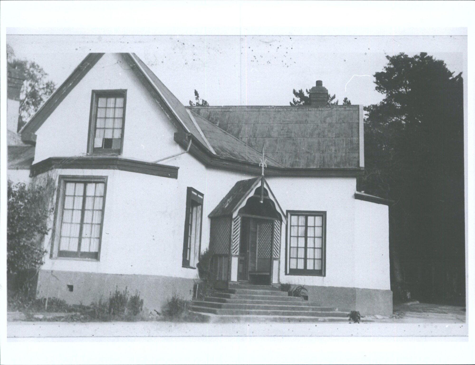 Ravenscliff Entrance