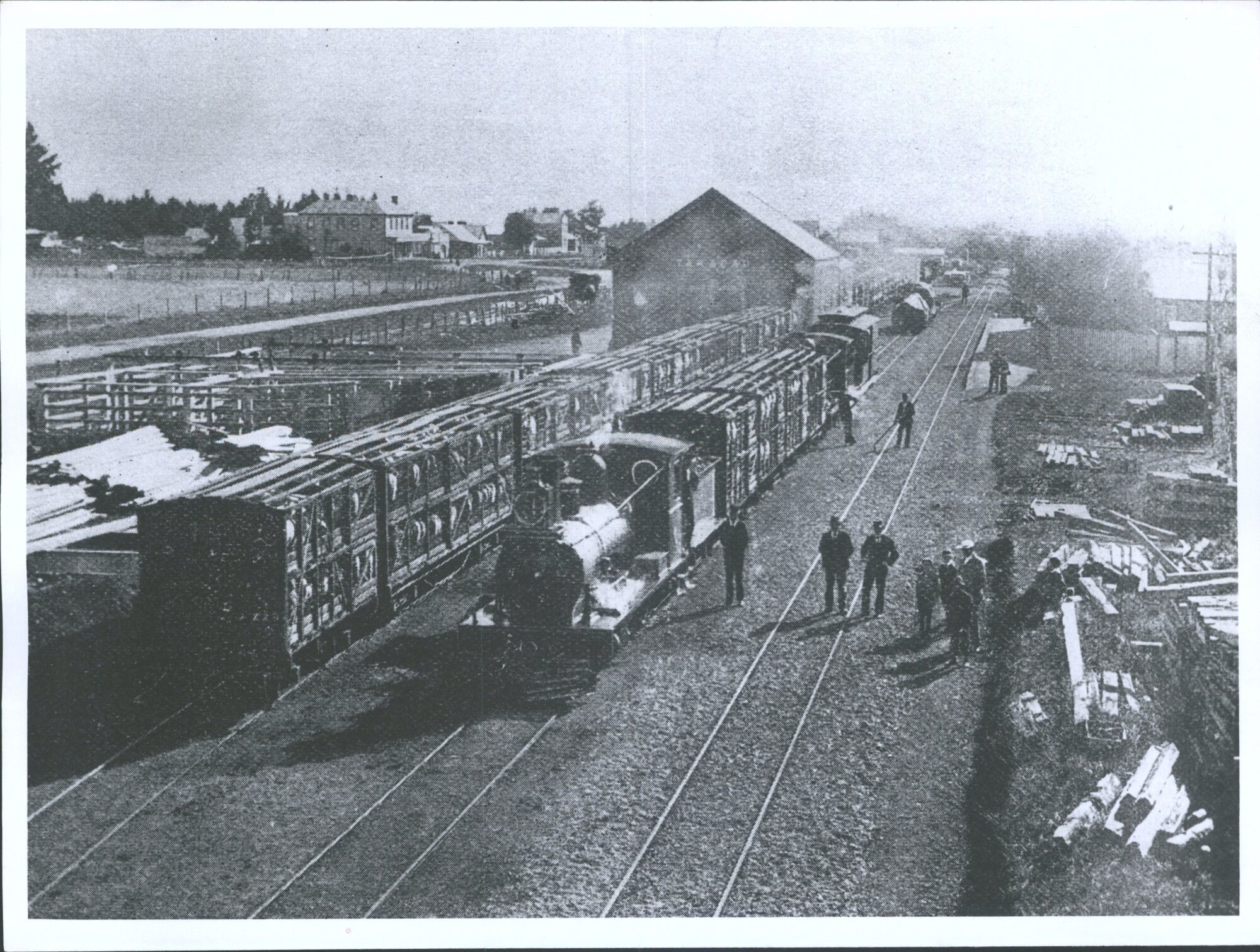 Train leaving Takapau Station