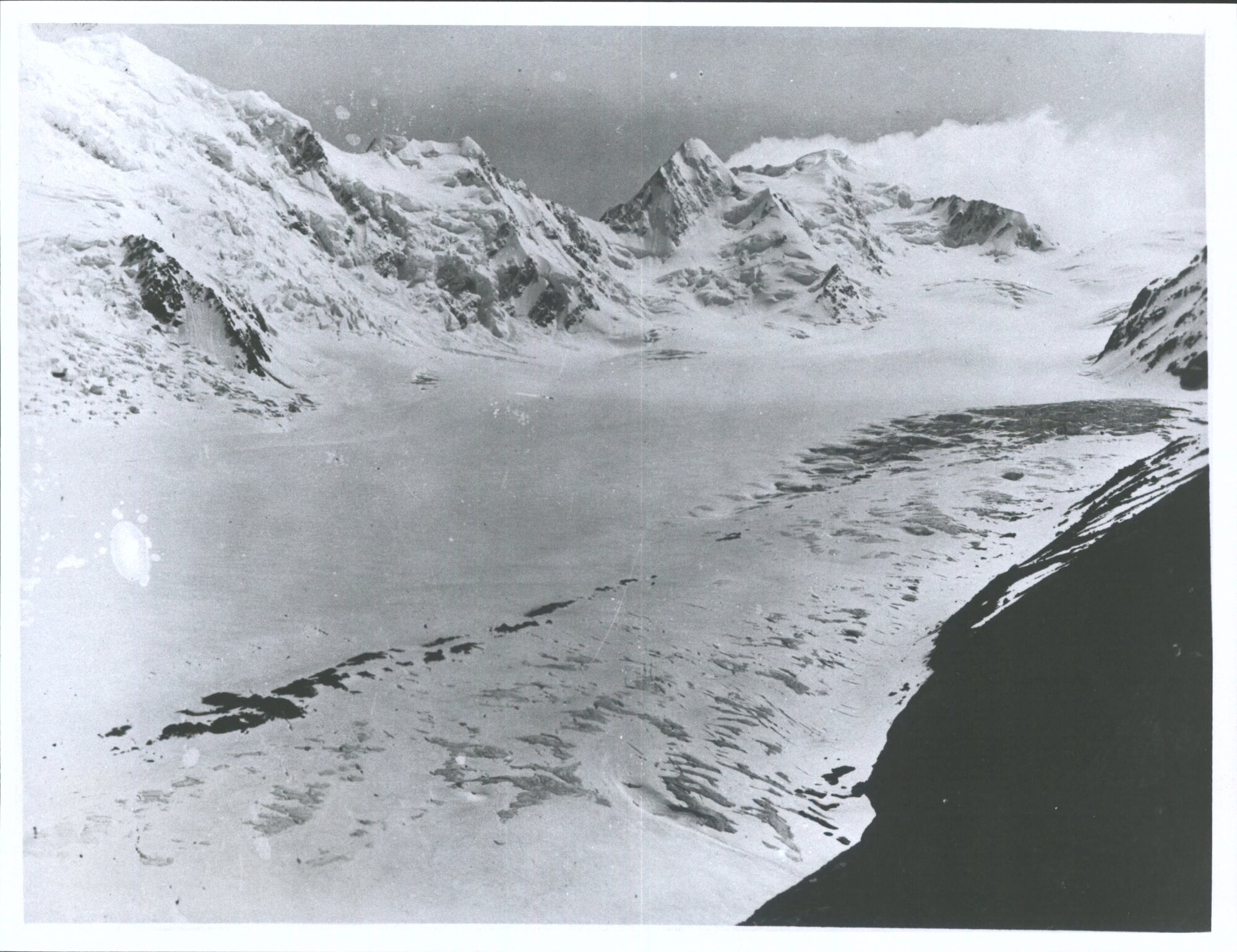 Looking up Tasman Glacier from Malte Brun Hut