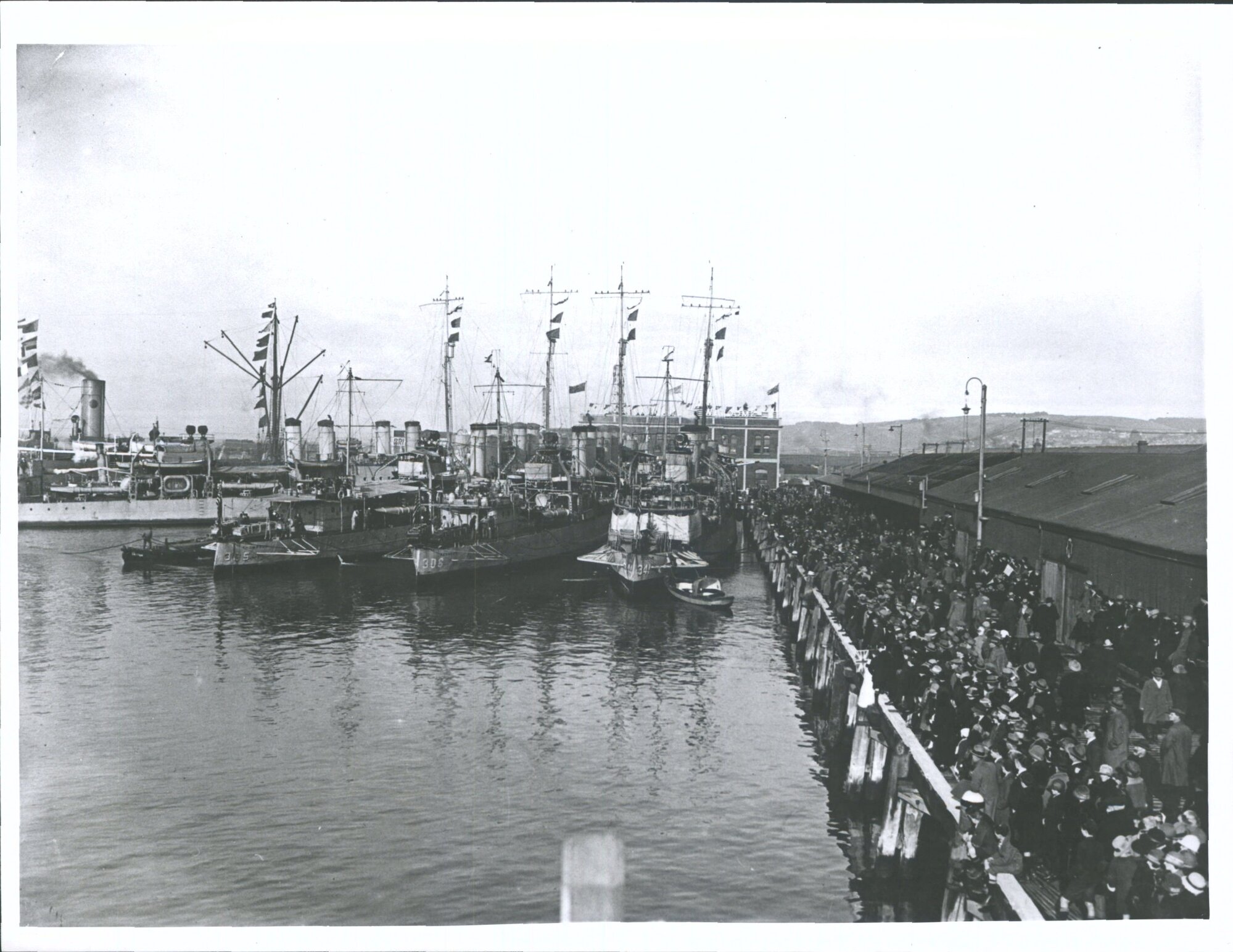 Shipping American Naval