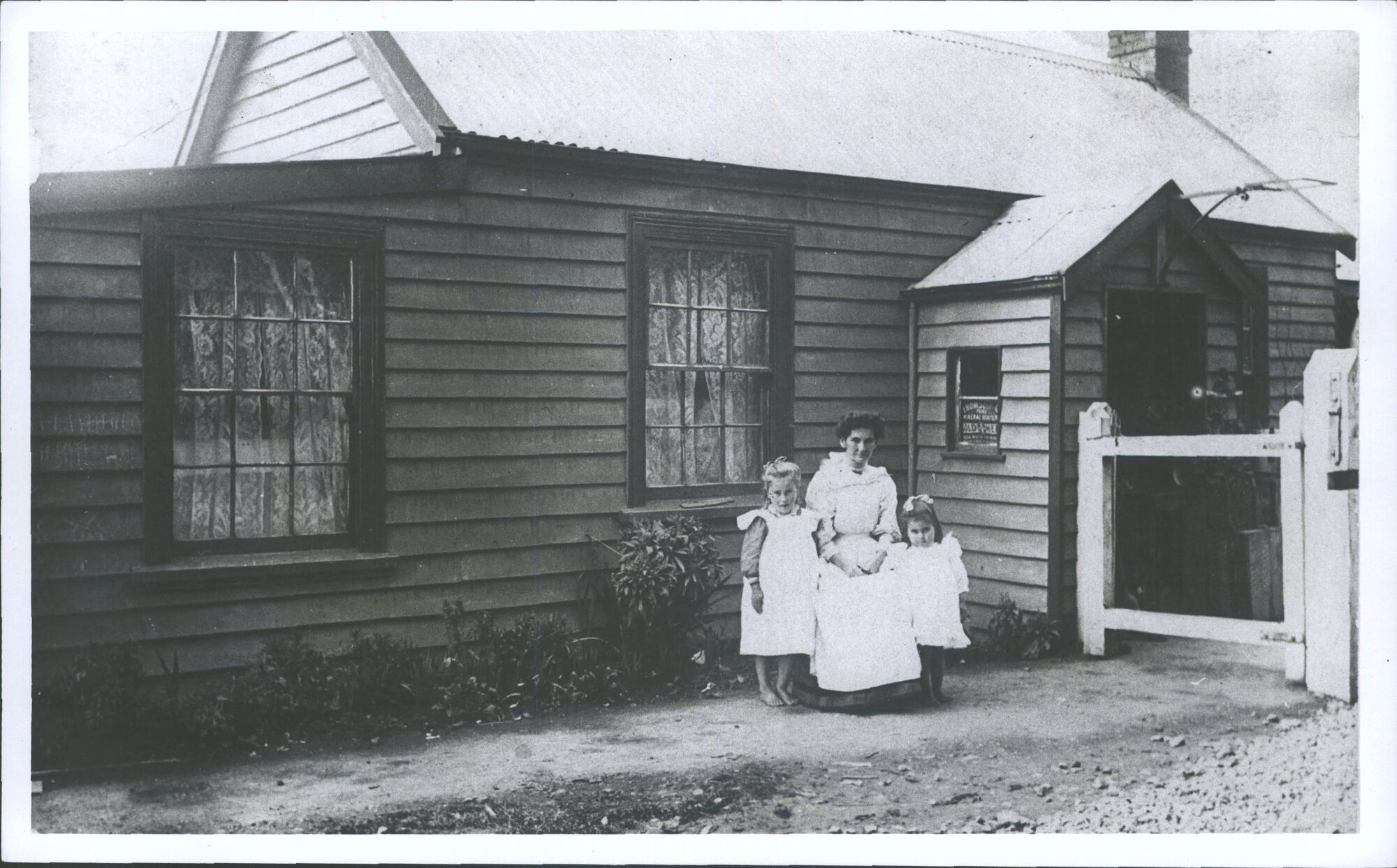 Toll gate 1903 5 miles from Macandrew Bay.