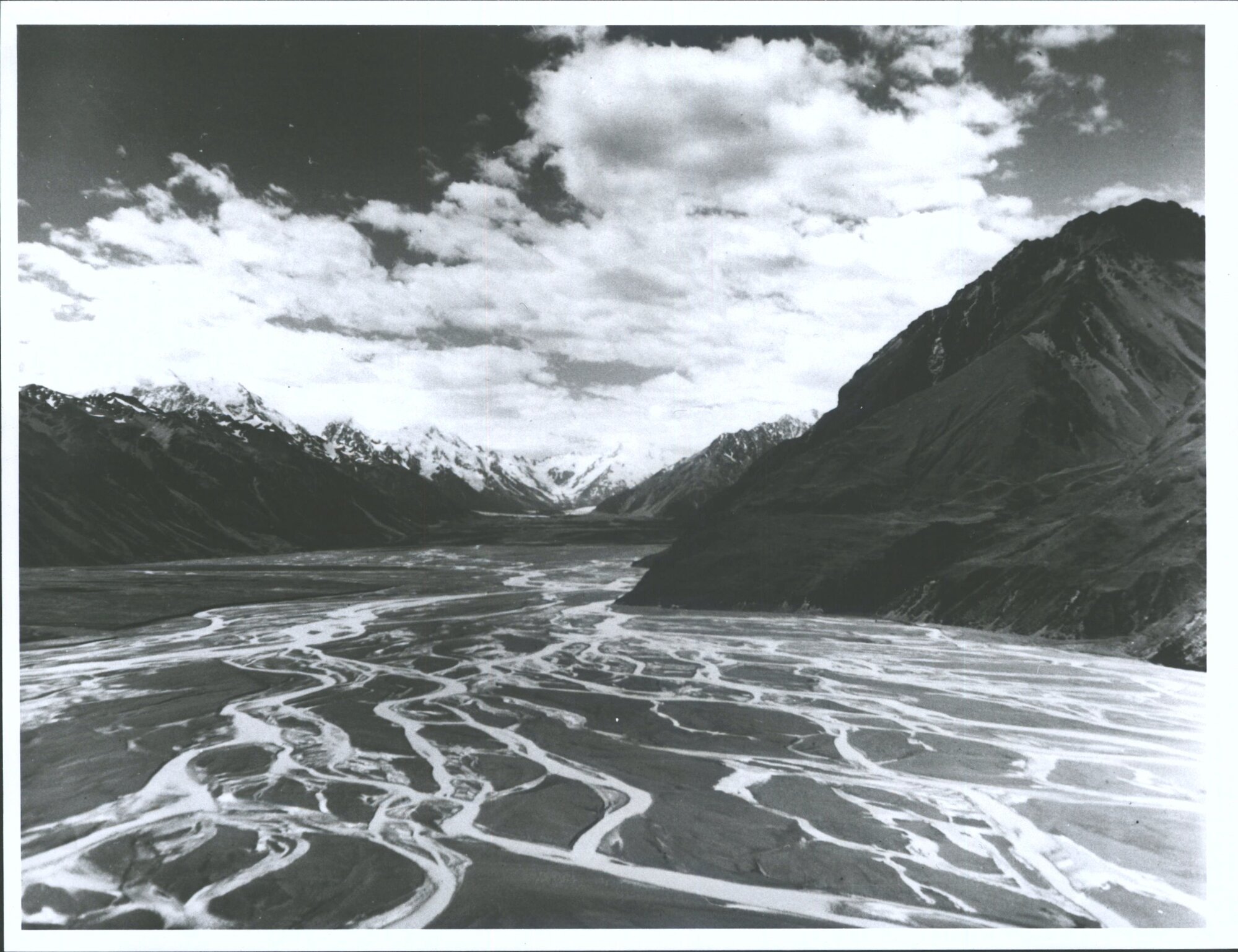[Extent of river beds, filling from shingle slides]