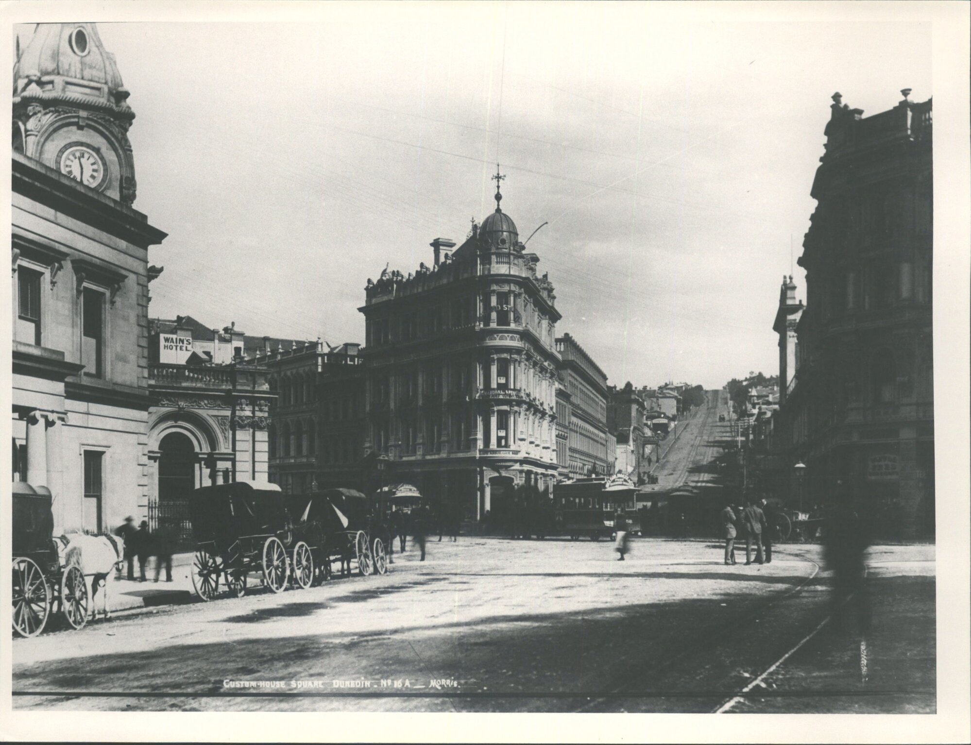 Custom House Square, Dunedin
