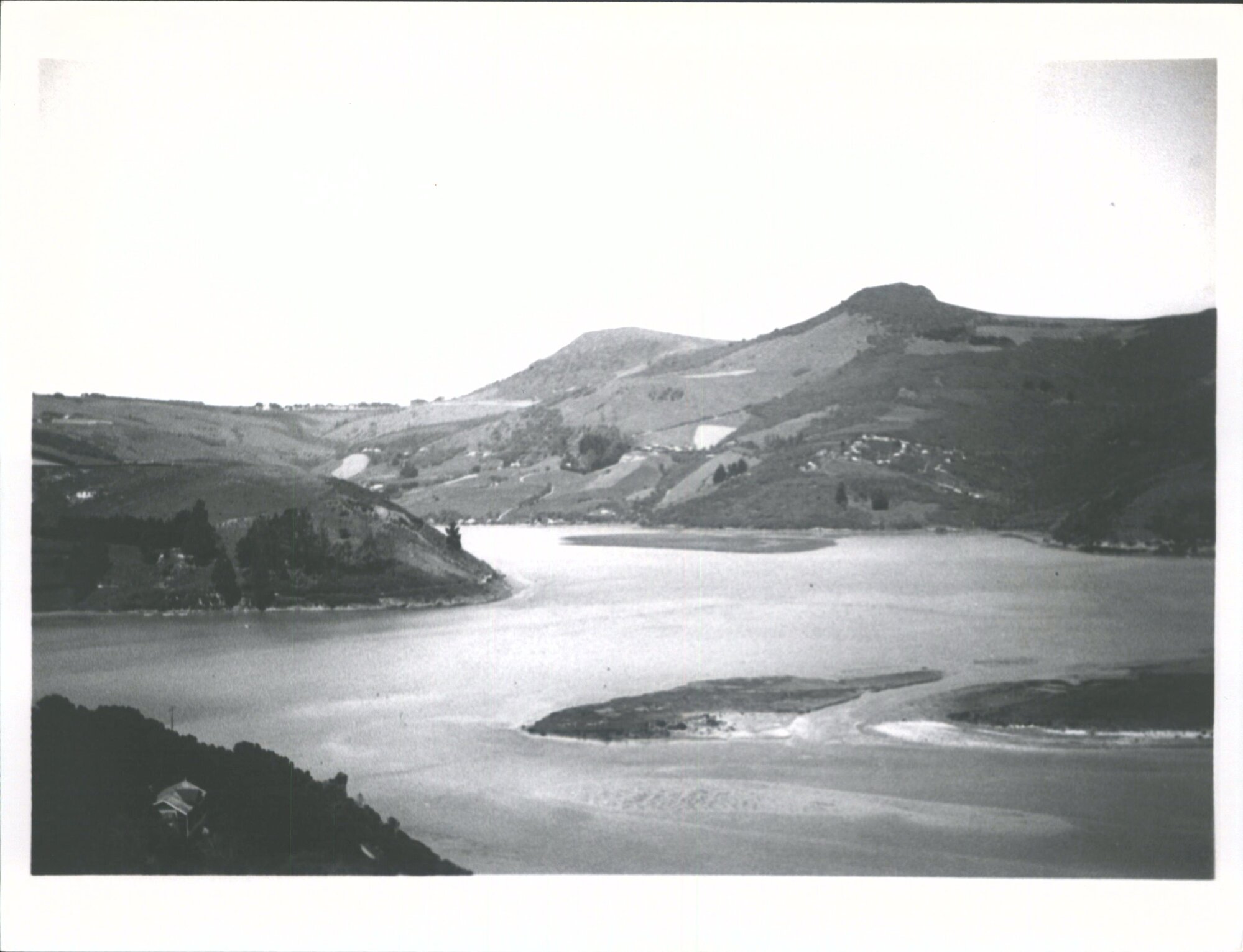 Looking up the Bay to Mt Mopanui &amp; Mt Mihiwaka