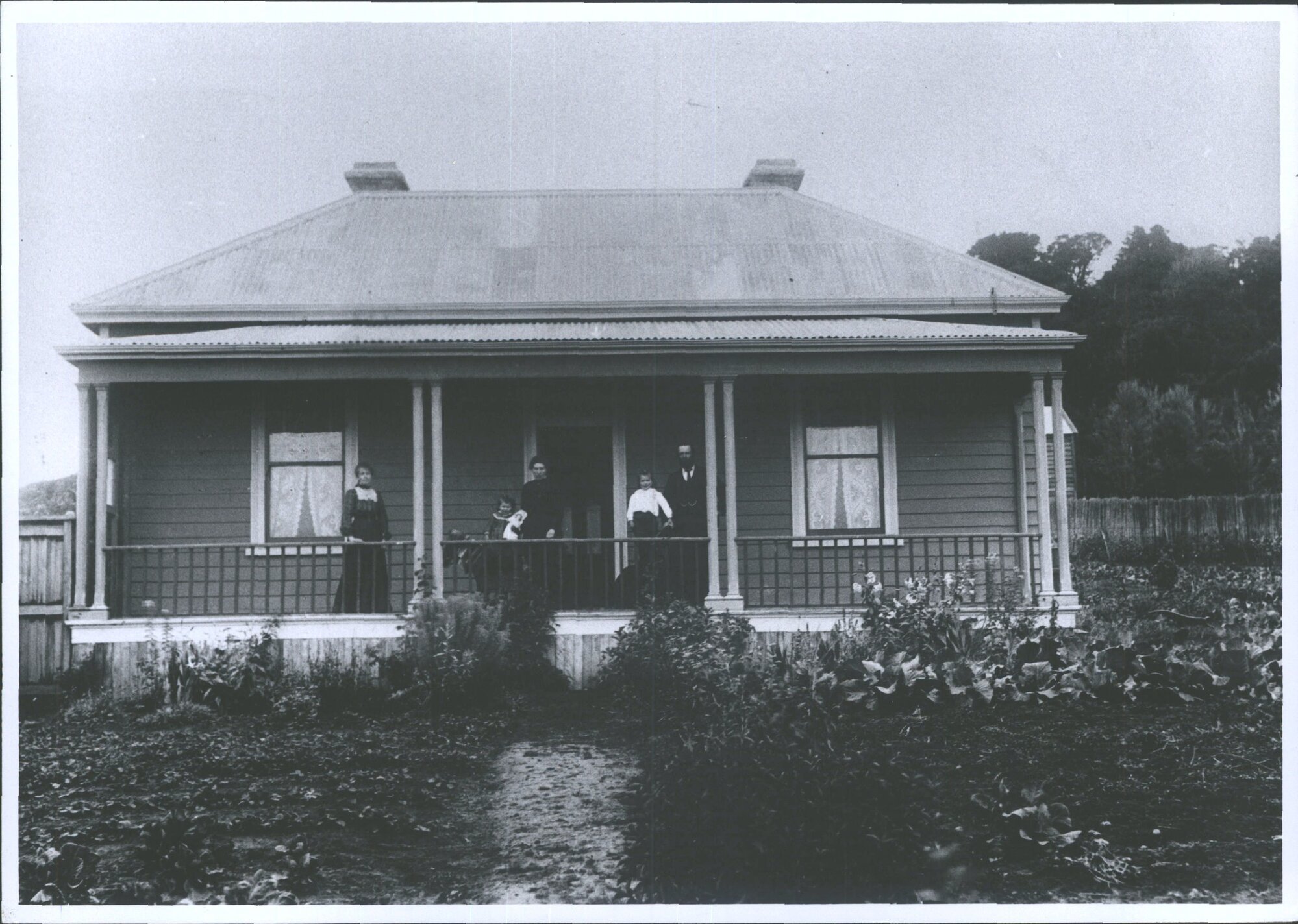 Mr &amp; Mrs Arthur Ward, Scrubby Hill, Waikawa Valley