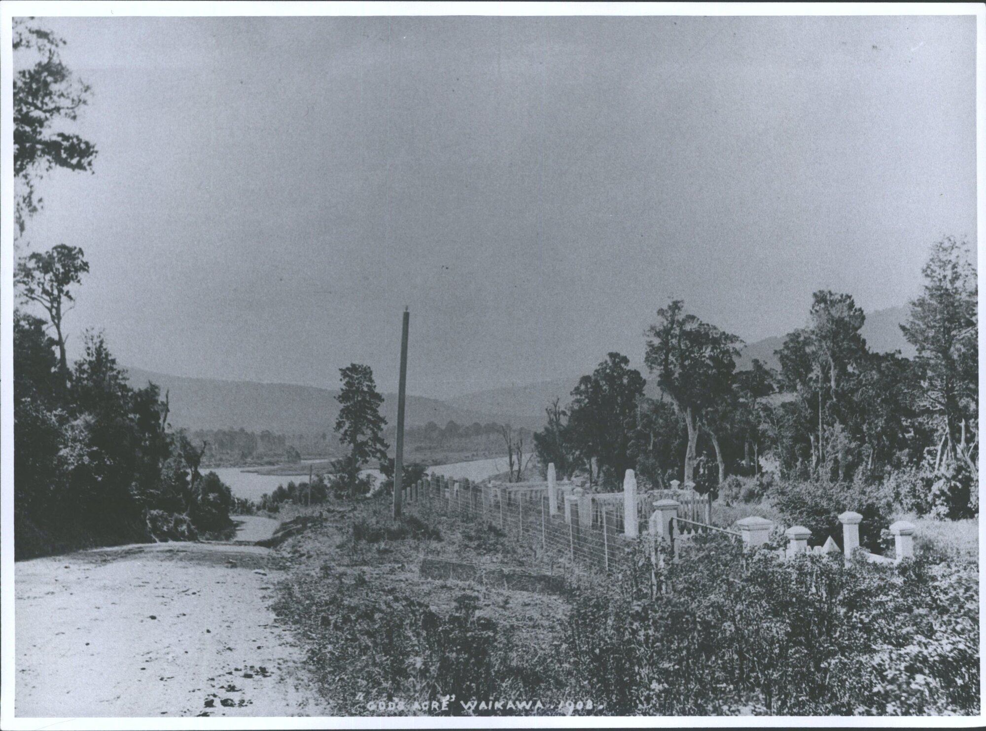 "God's Acre", Waikawa