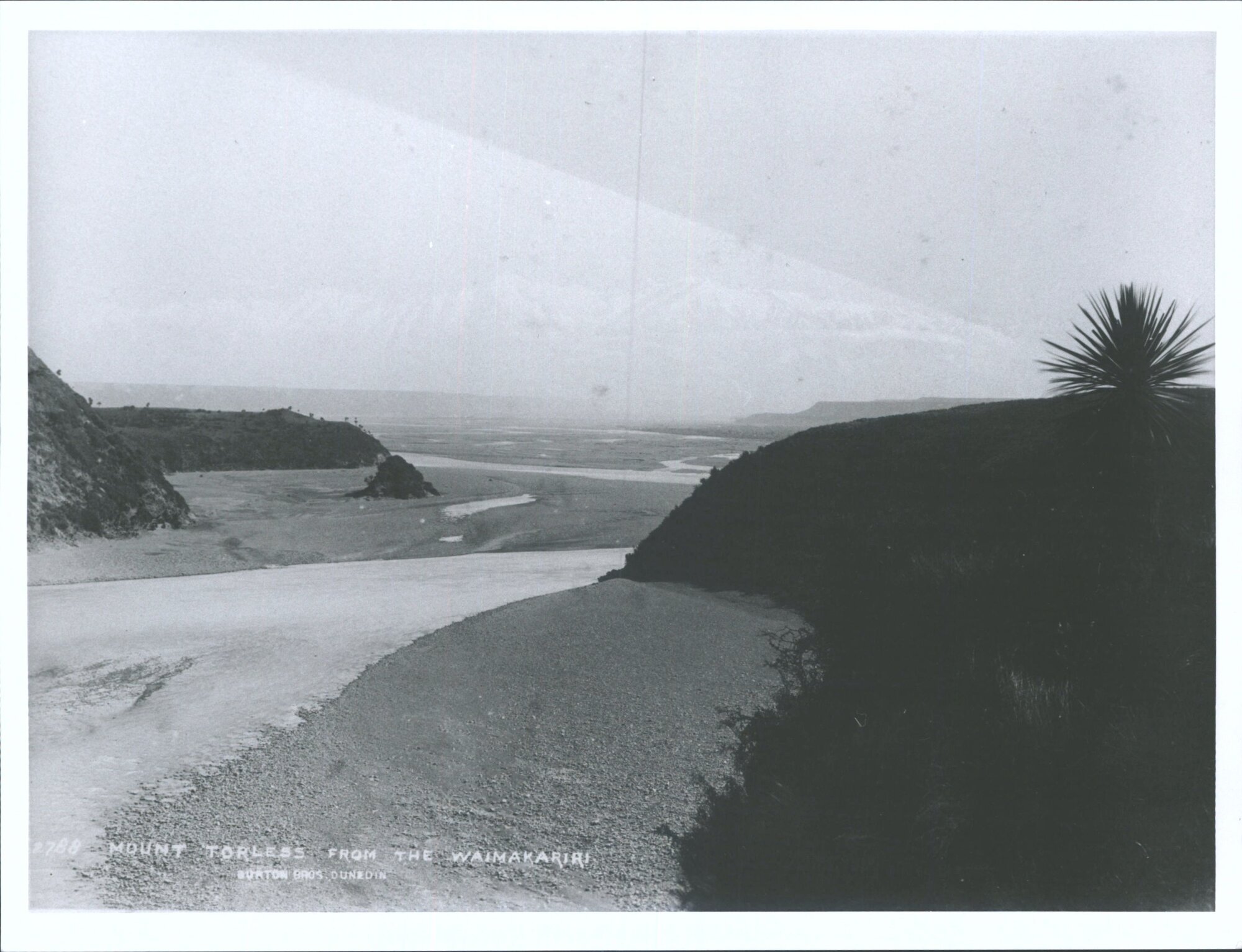 Mount Torlesse from the Waimakariri