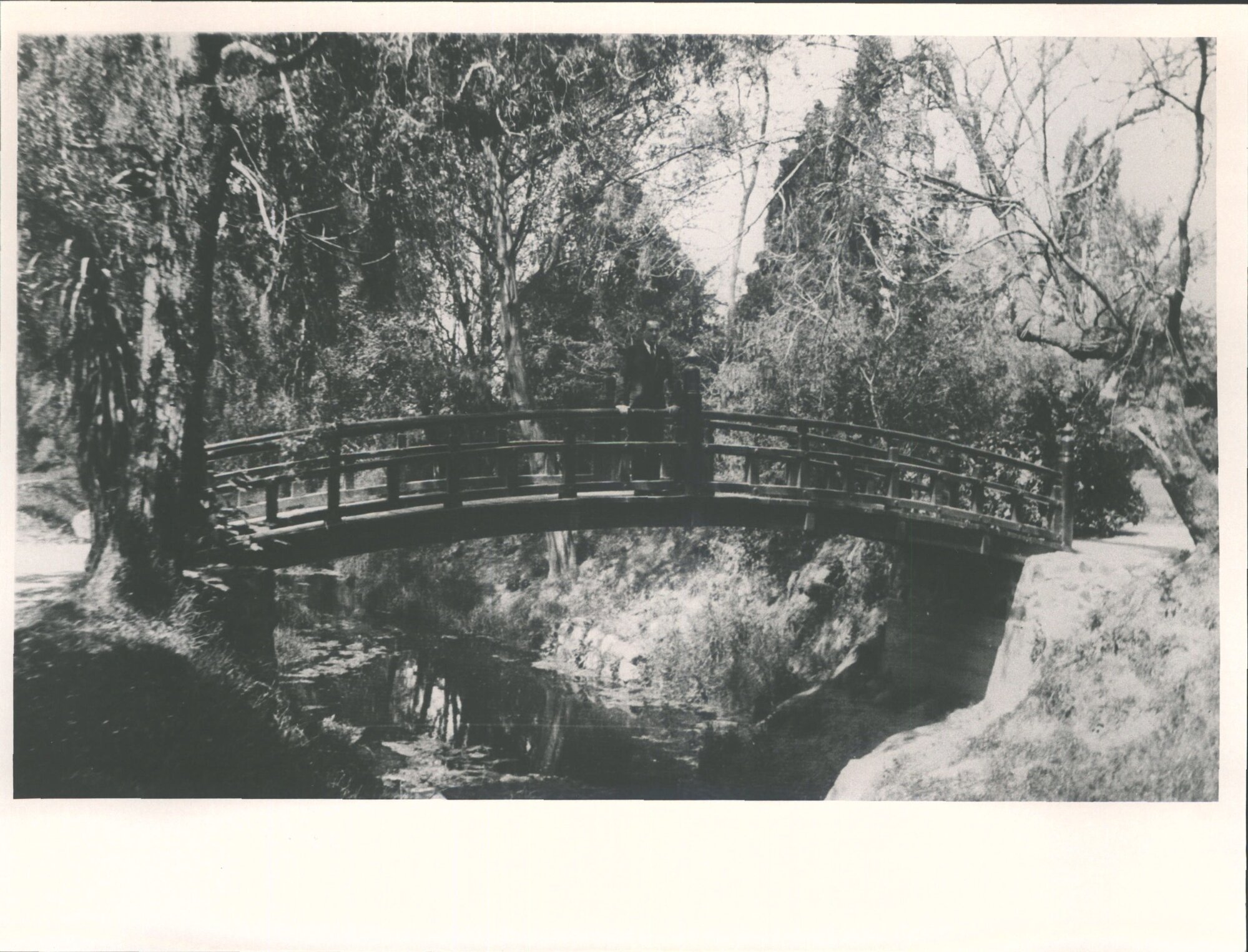 The Gardens - Red Lacquer Bridge