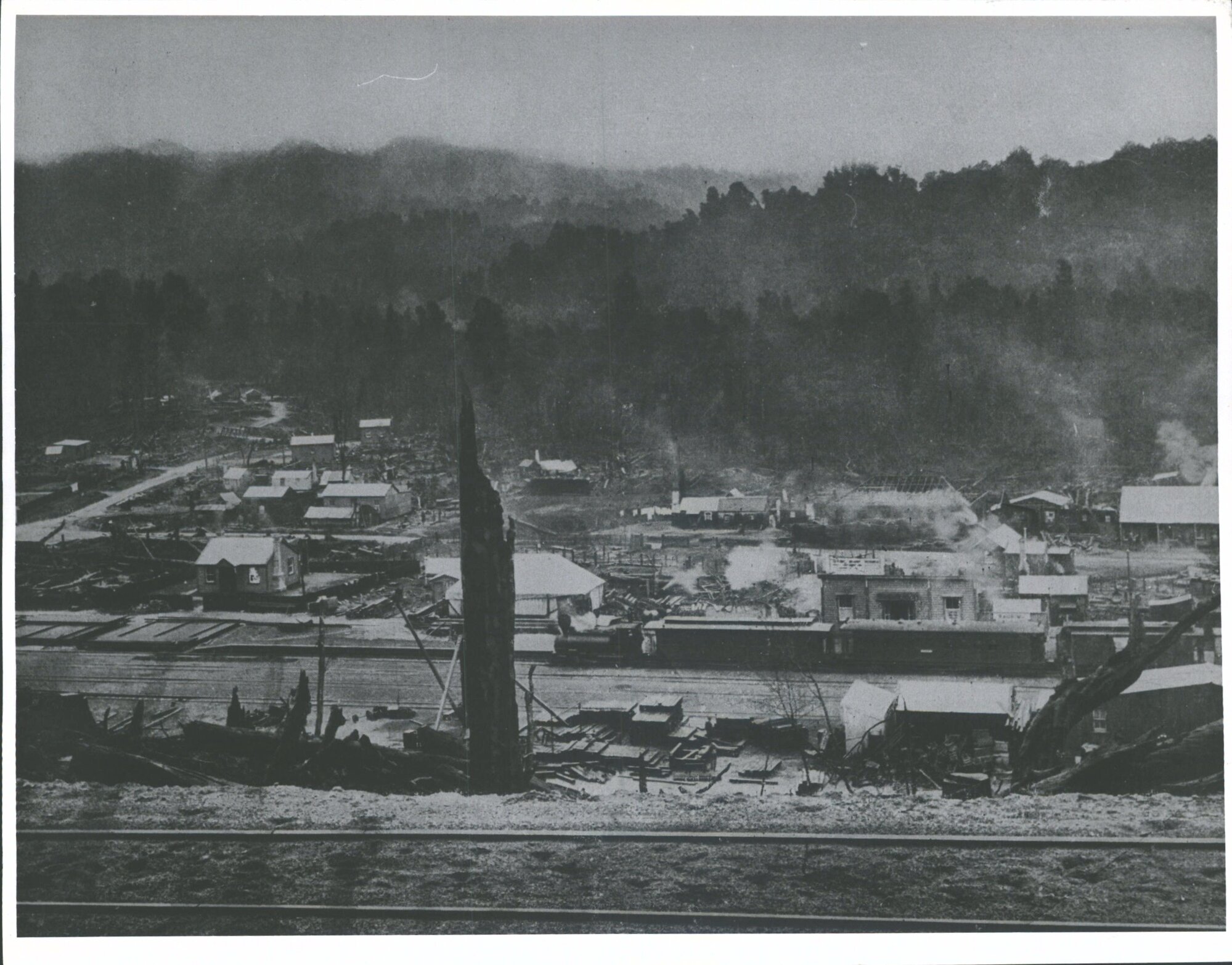 North Island main trunk railway - view of Raurimu from a point on Spiral one mile distant from and 80 feet above Station.