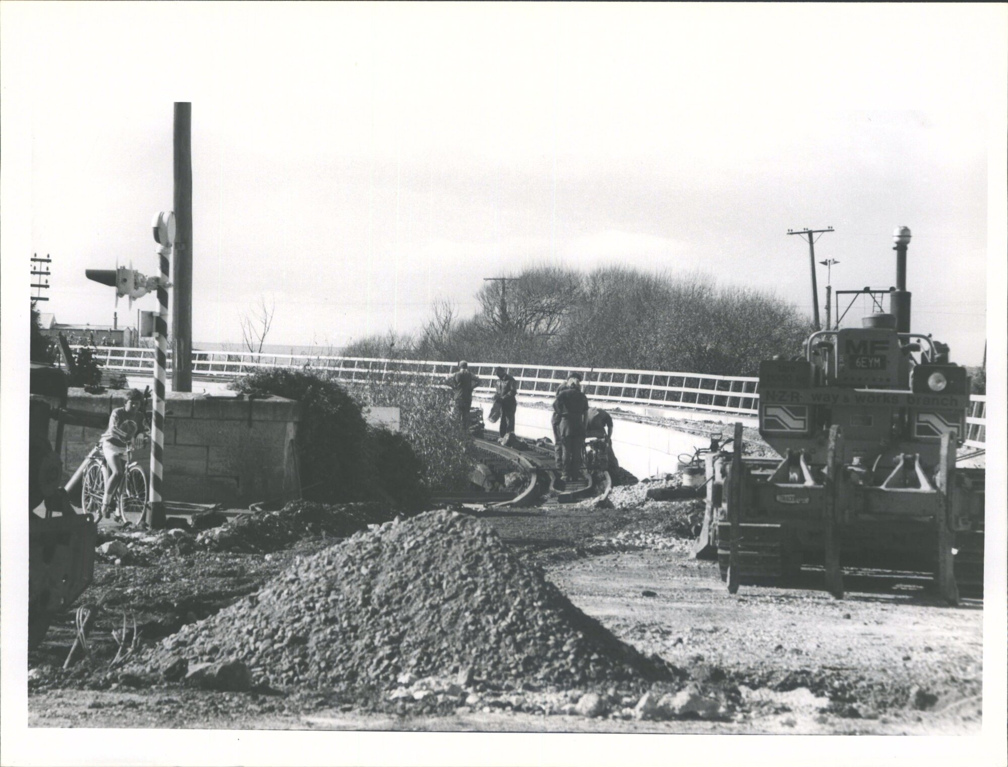 Construction of new railway viaduct