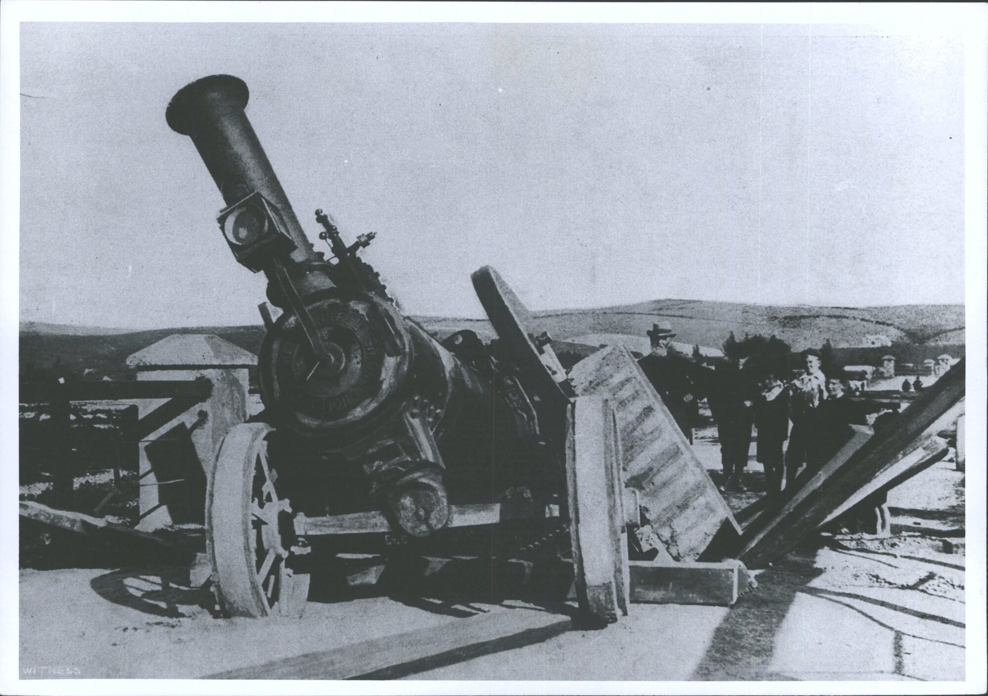 Ryan Bros. traction engine hors de combat in the viaduct, Waitahuna
