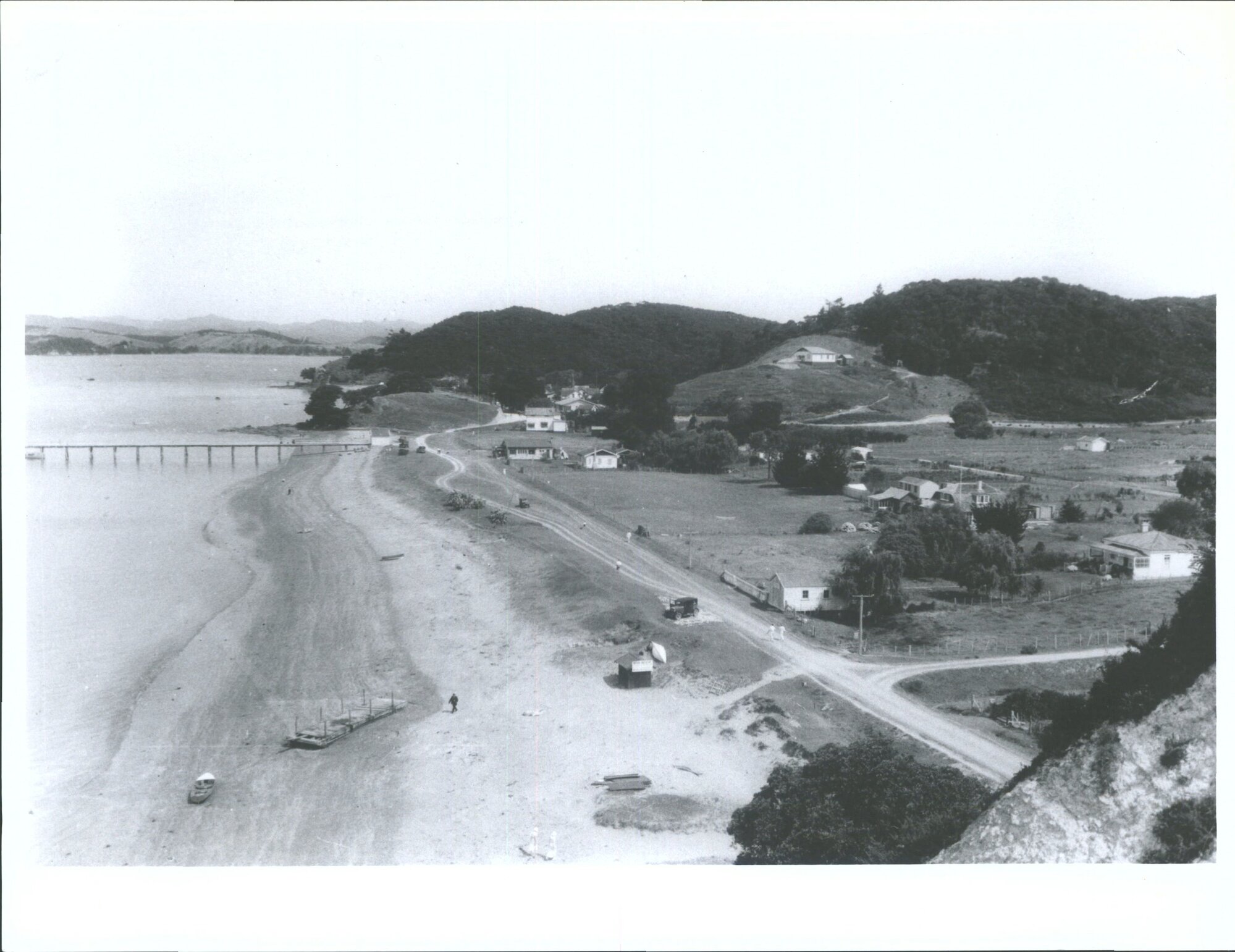 View of Middle Bay, Paihia, looking south