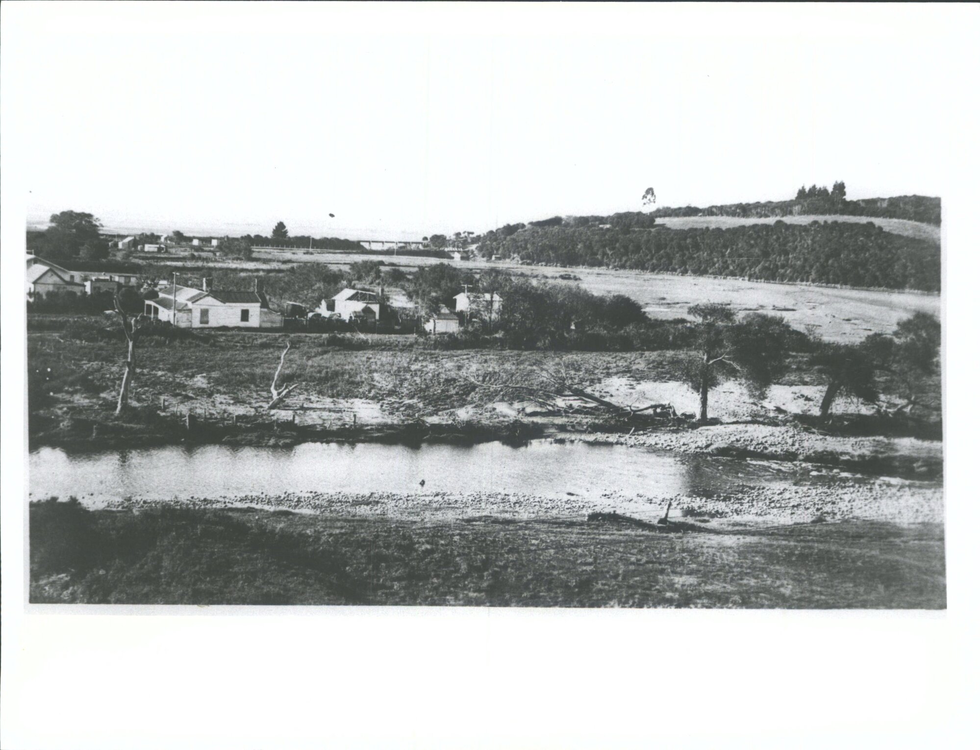 Looking from Home Road to Rail Bridge