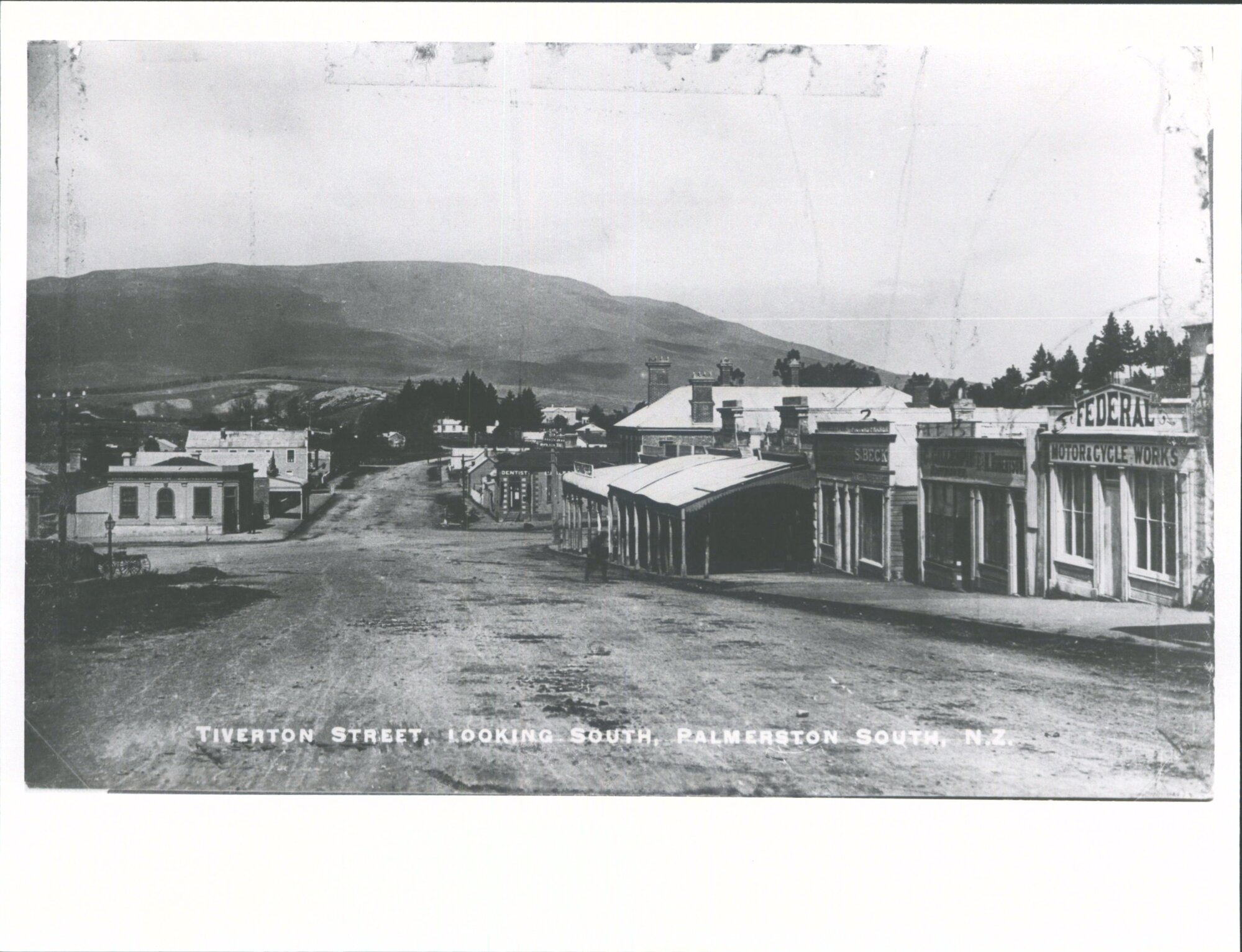 Tiverton Street, looking south