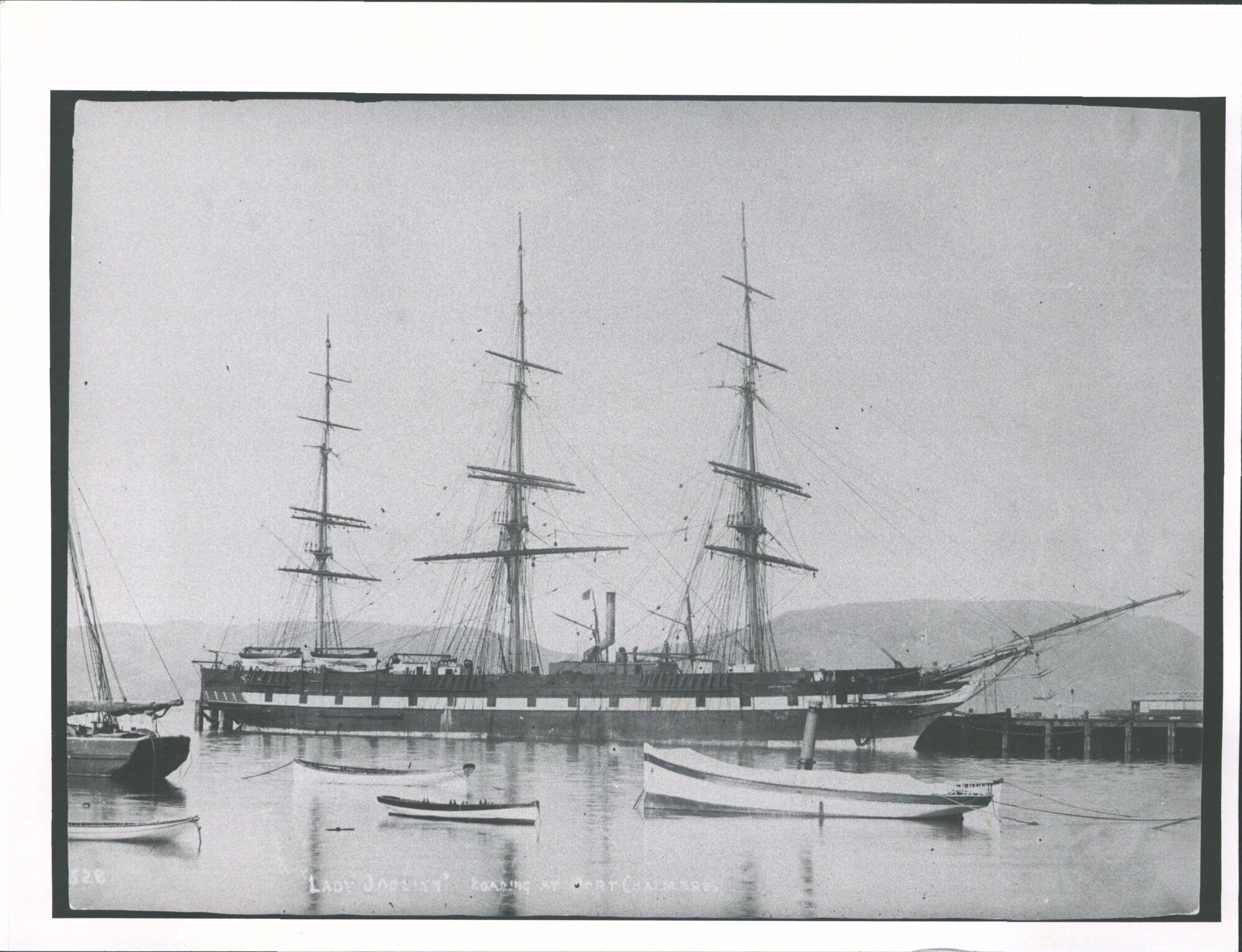 LADY JOCELYN loading at Port Chalmers