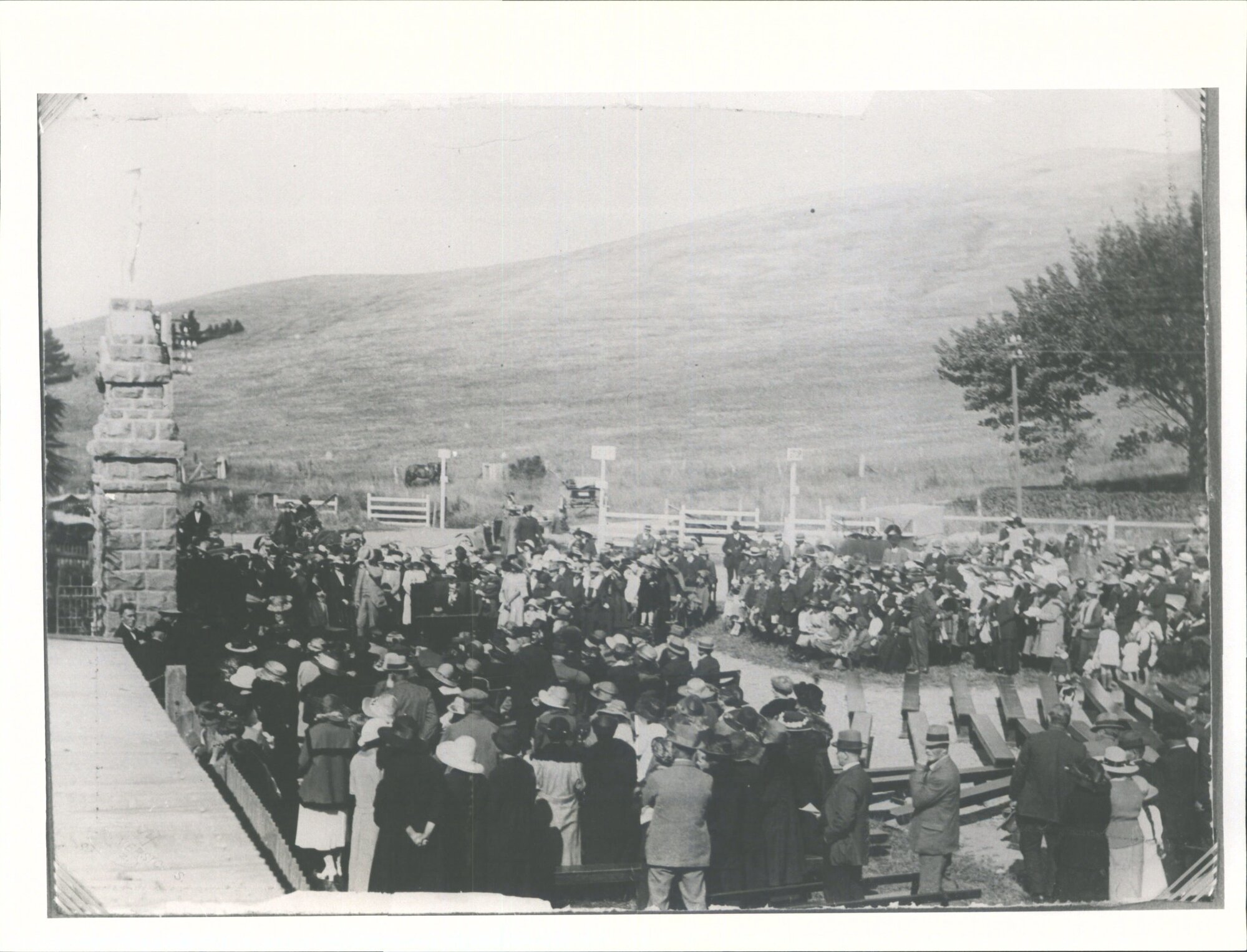 Unveiling of Memorial Gates at Palmerston District High School