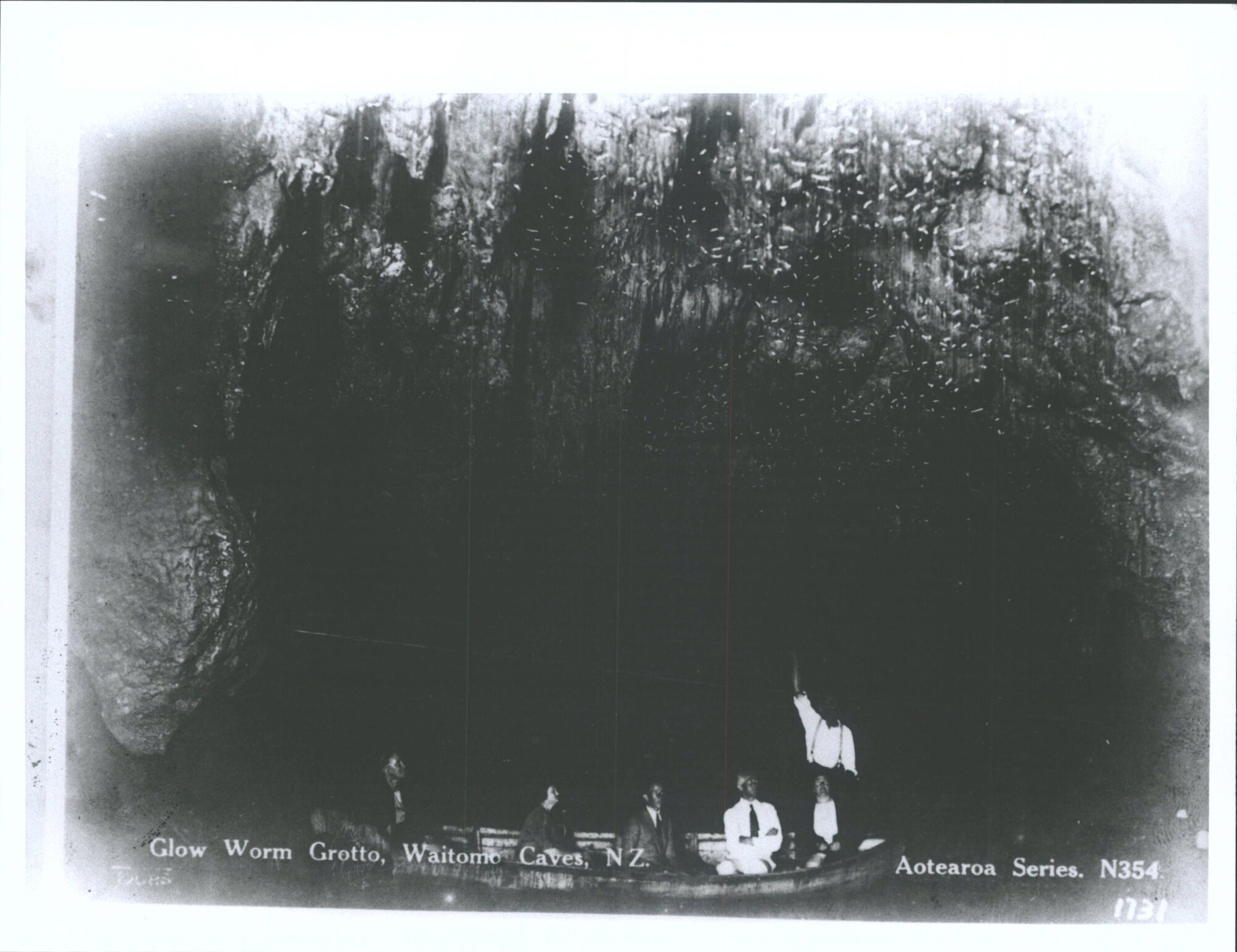 Glow Worm Grotto, Waitomo Caves, N.Z.