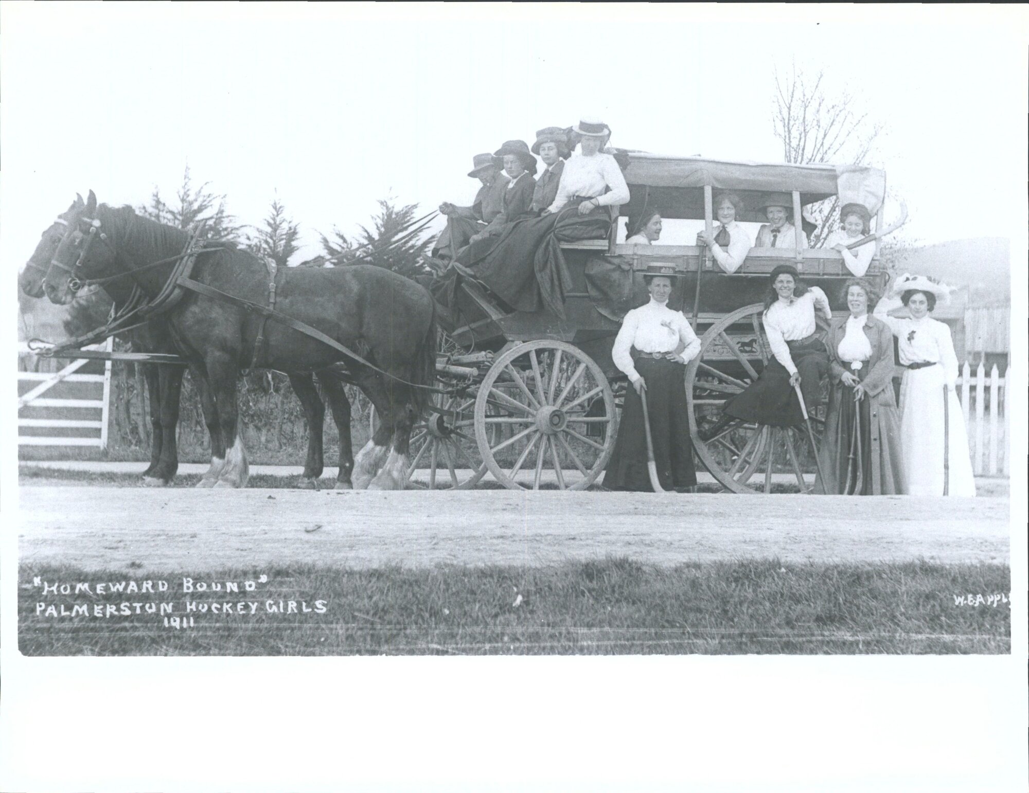 Homeward bound, Palmerston hockey girls