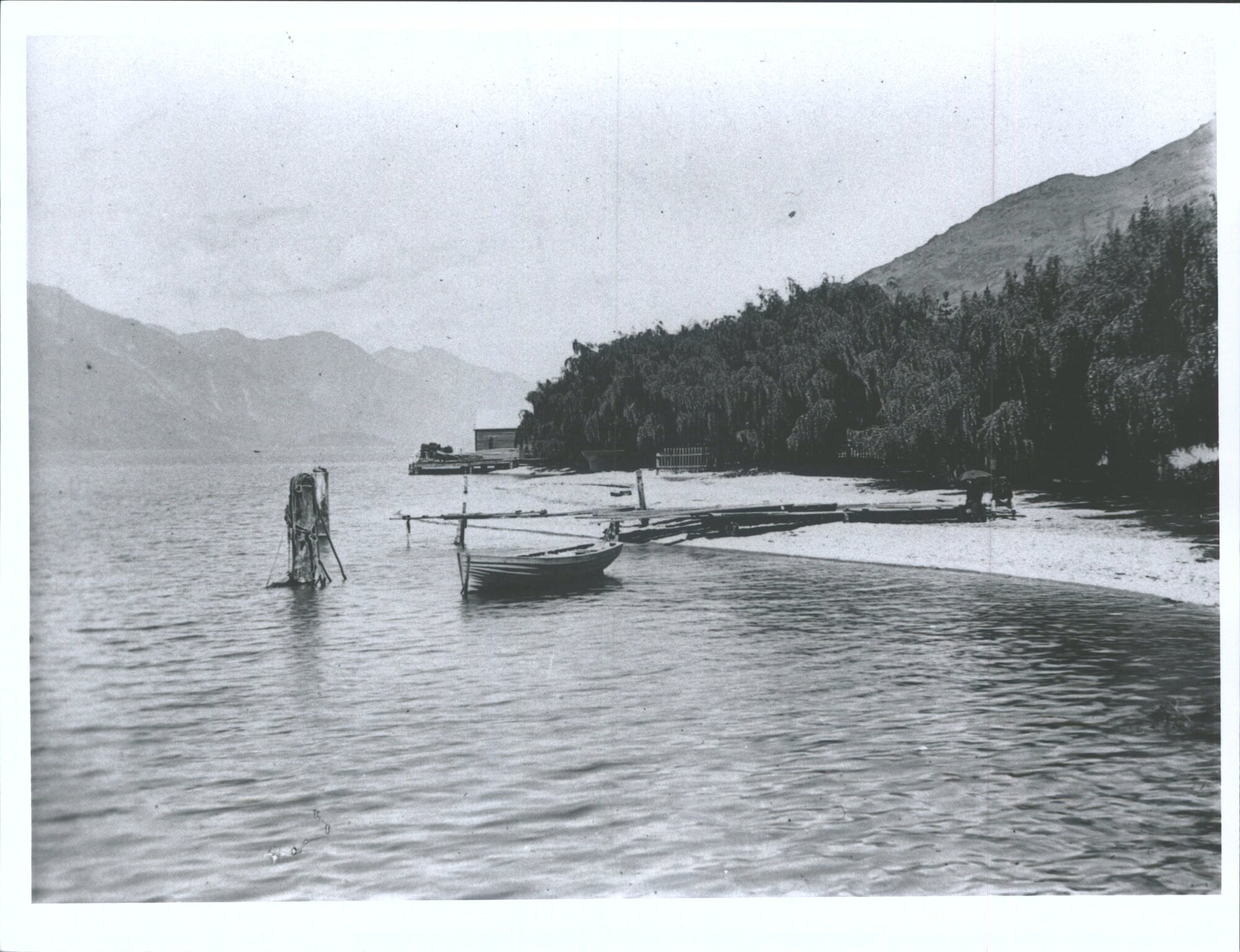 Jetty and beach on Lake Wakatipu