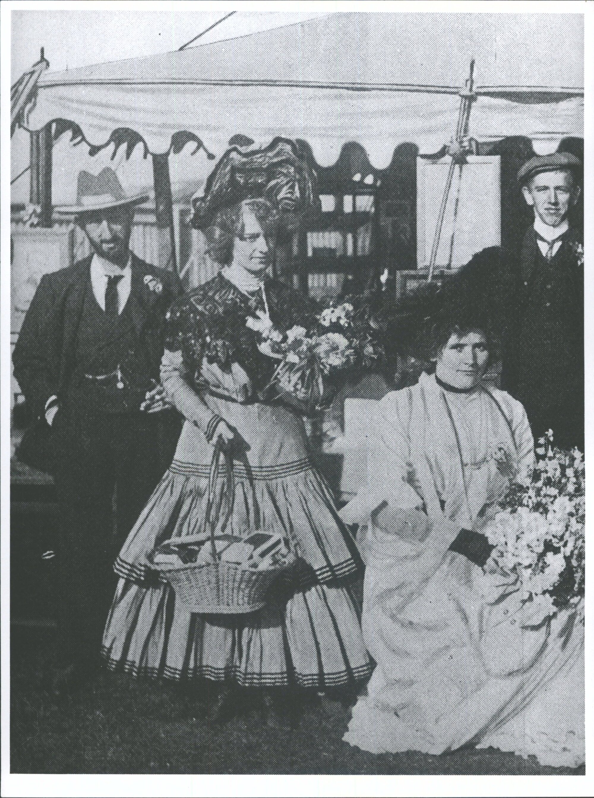 Custodians of the tobacco stall