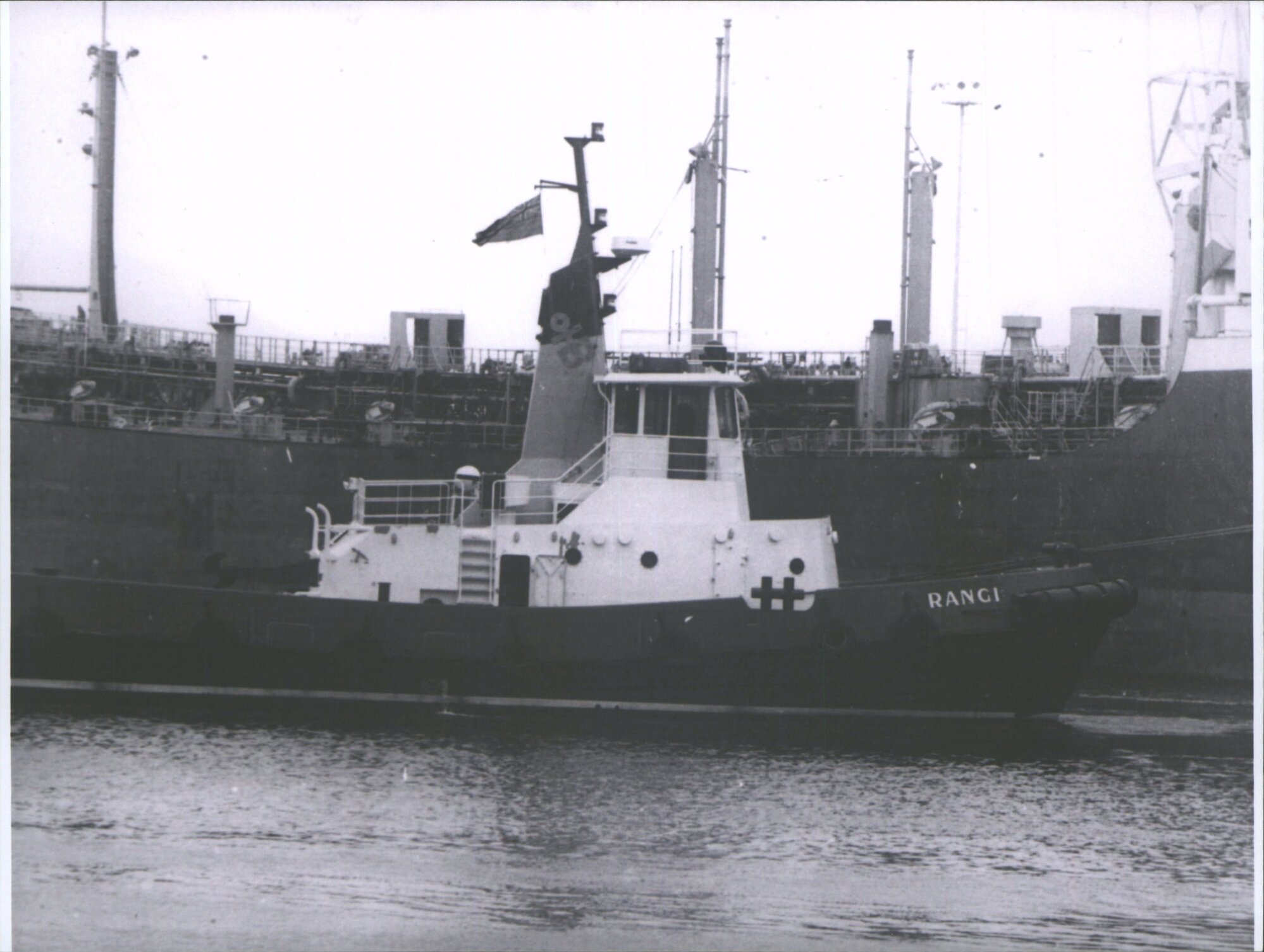 RANGI (TUG OF OHB)