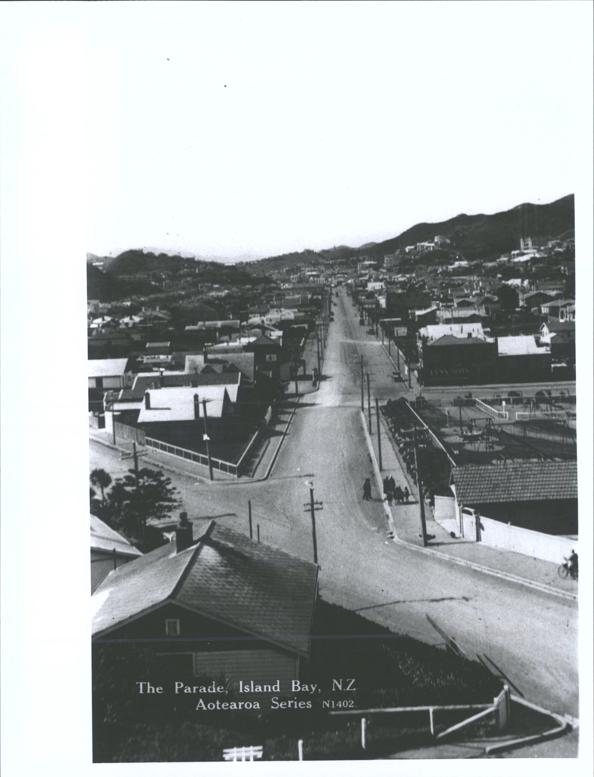 The Parade, Island Bay, N.Z.