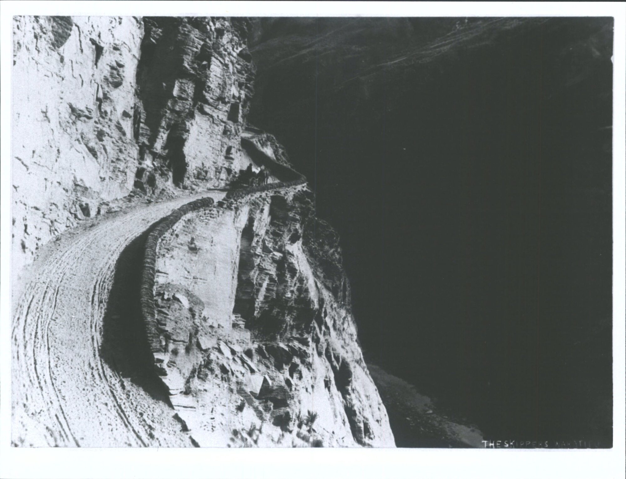 Pinchers Bluff, Skippers Road