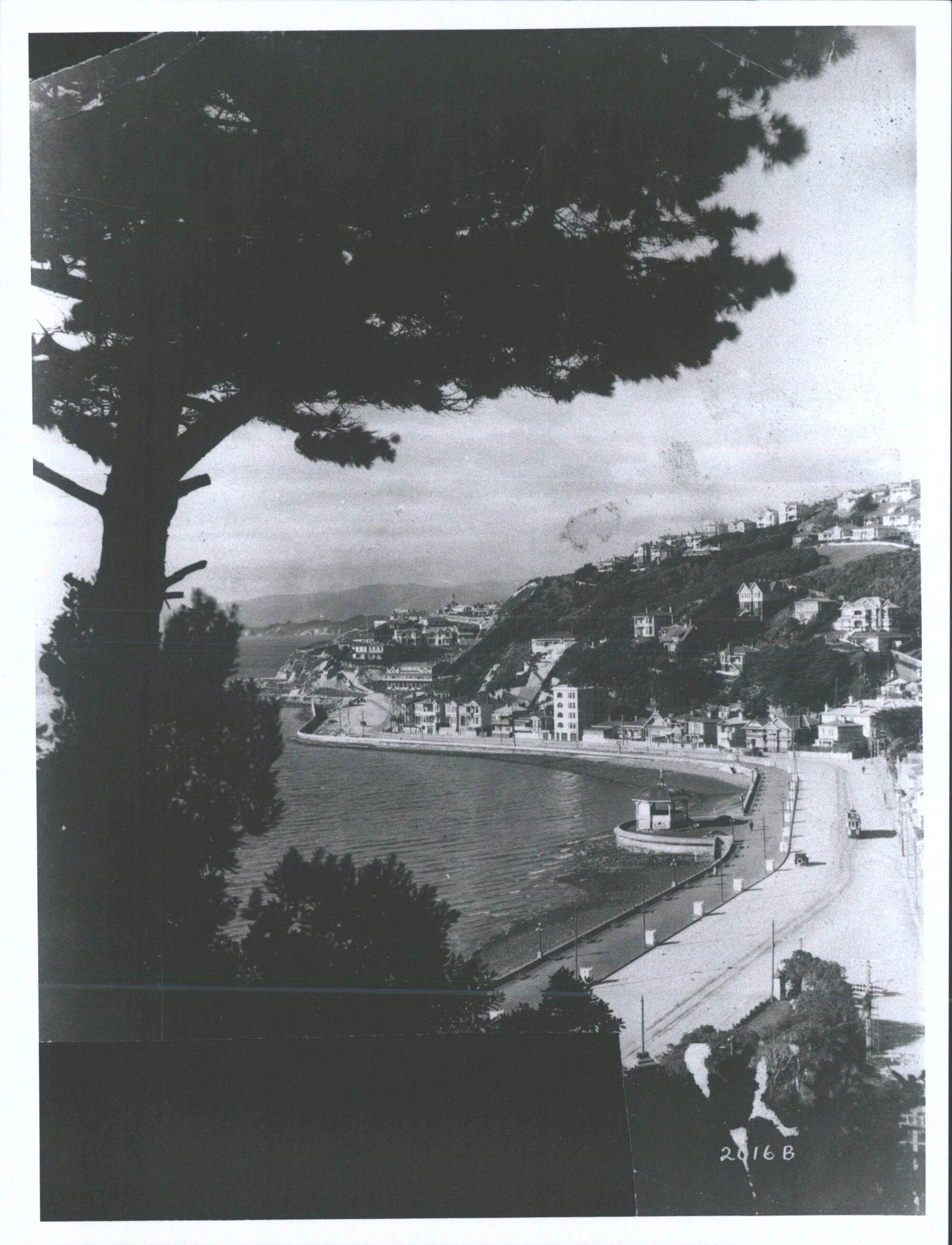 View along Oriental Parade
