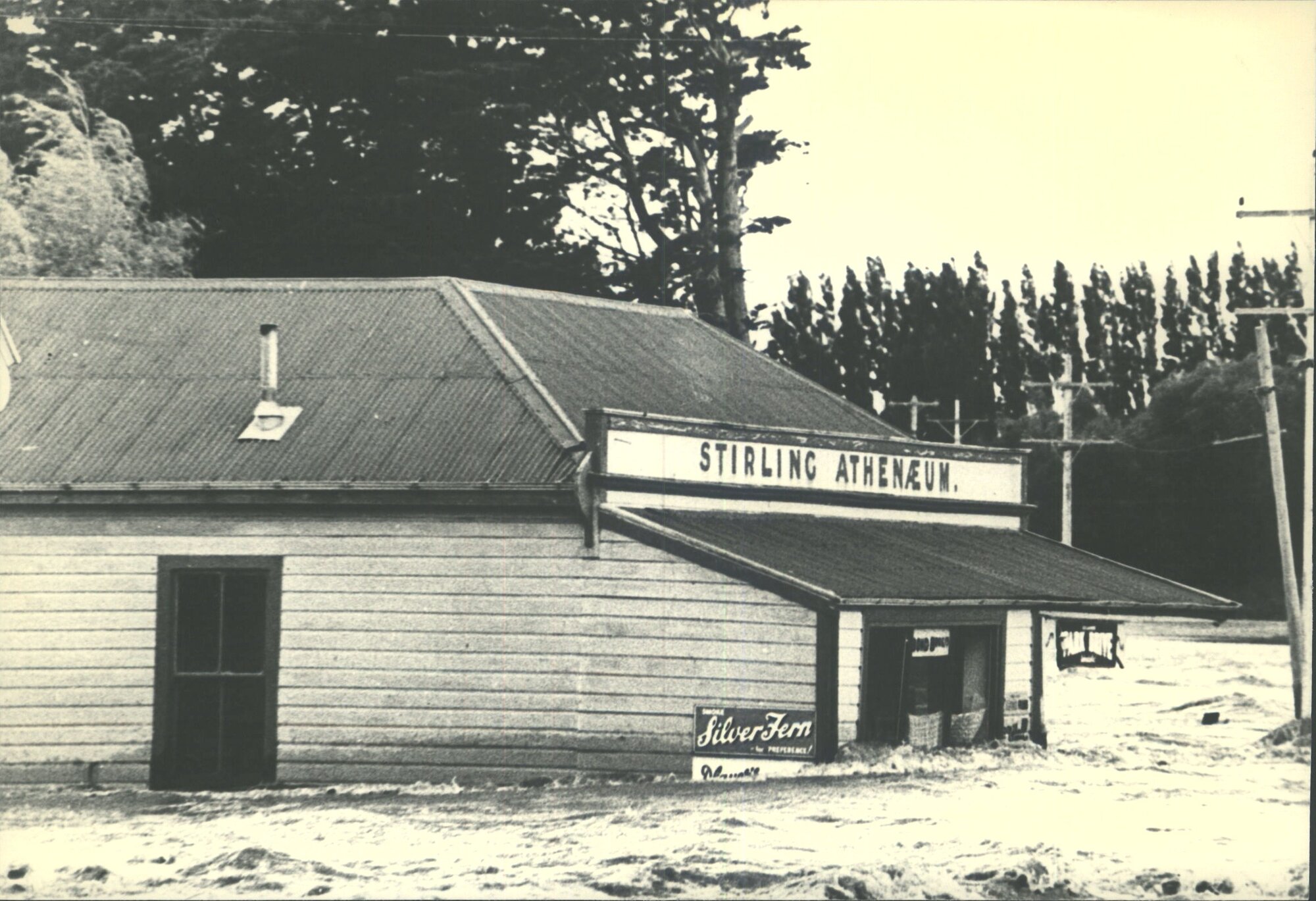 Stirling Athenaeum in 1957 Flood