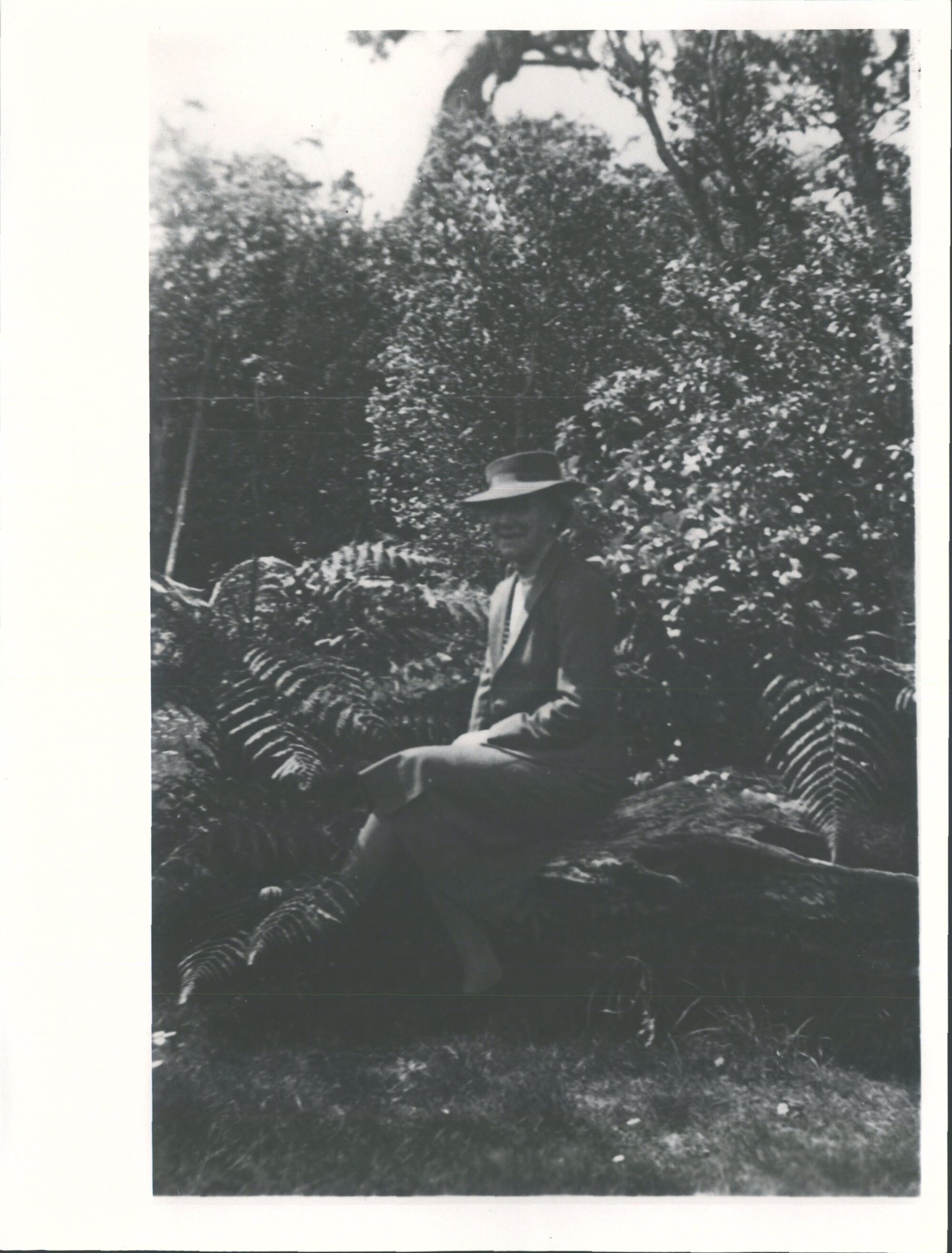 BAKER (Isabel) Noeline