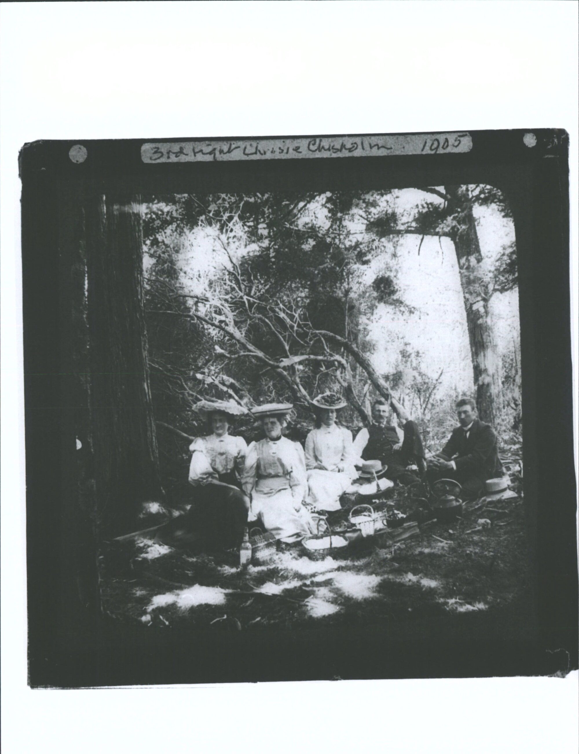 Chisholm, Chrissy In Centre