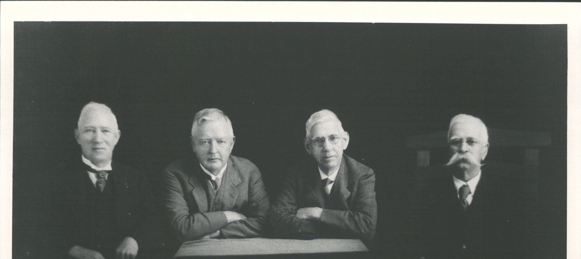 CUTTEN, Ernest 11.10 Frank 11.9, William 11.6 &amp; Frederick 11.4 (L To R)