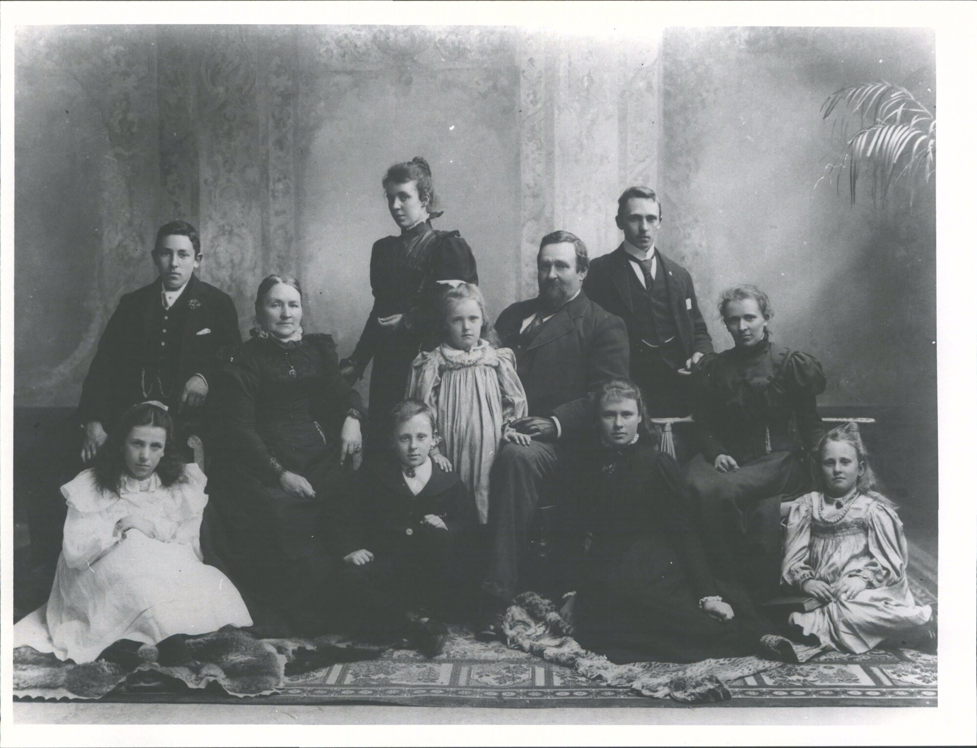 Francis, Robert Marie   children