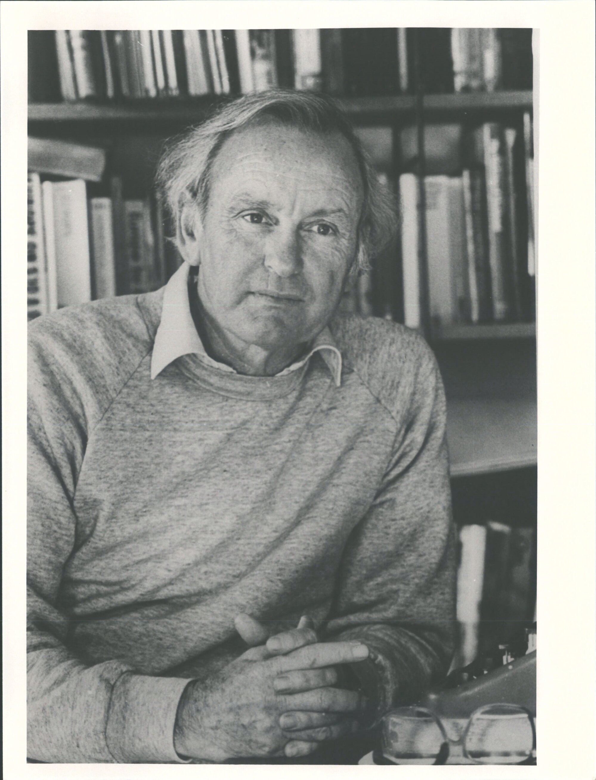 Gee, Maurice (Robert Burns Fellow 1964)