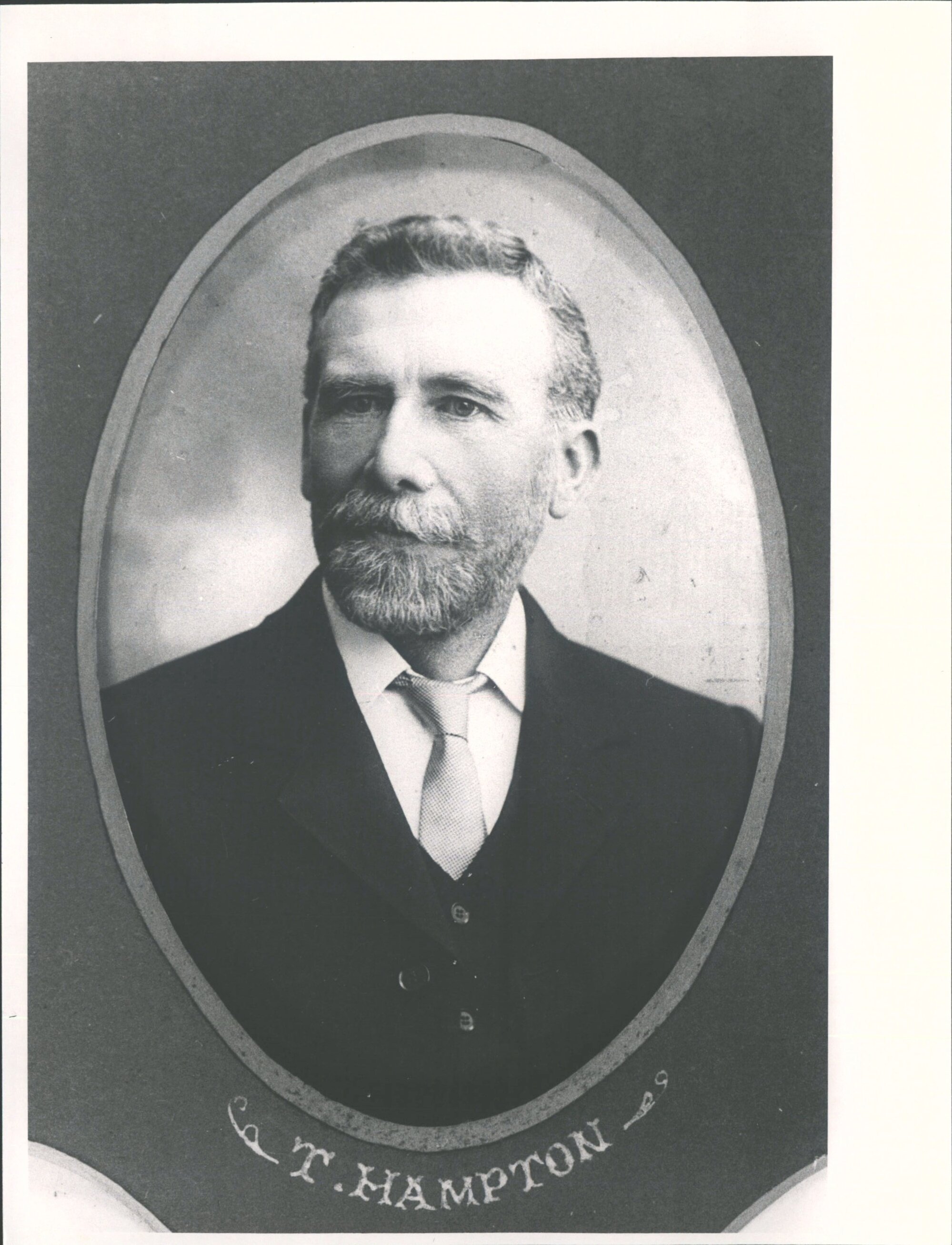 Hampton, T. n.z. Railway Guard