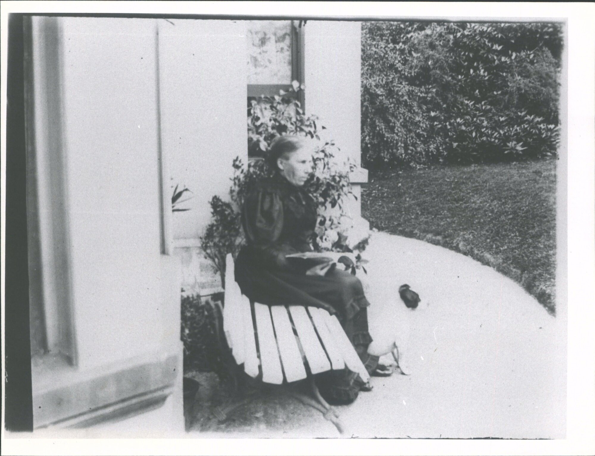 Hodgkins, Mrs. W. M.