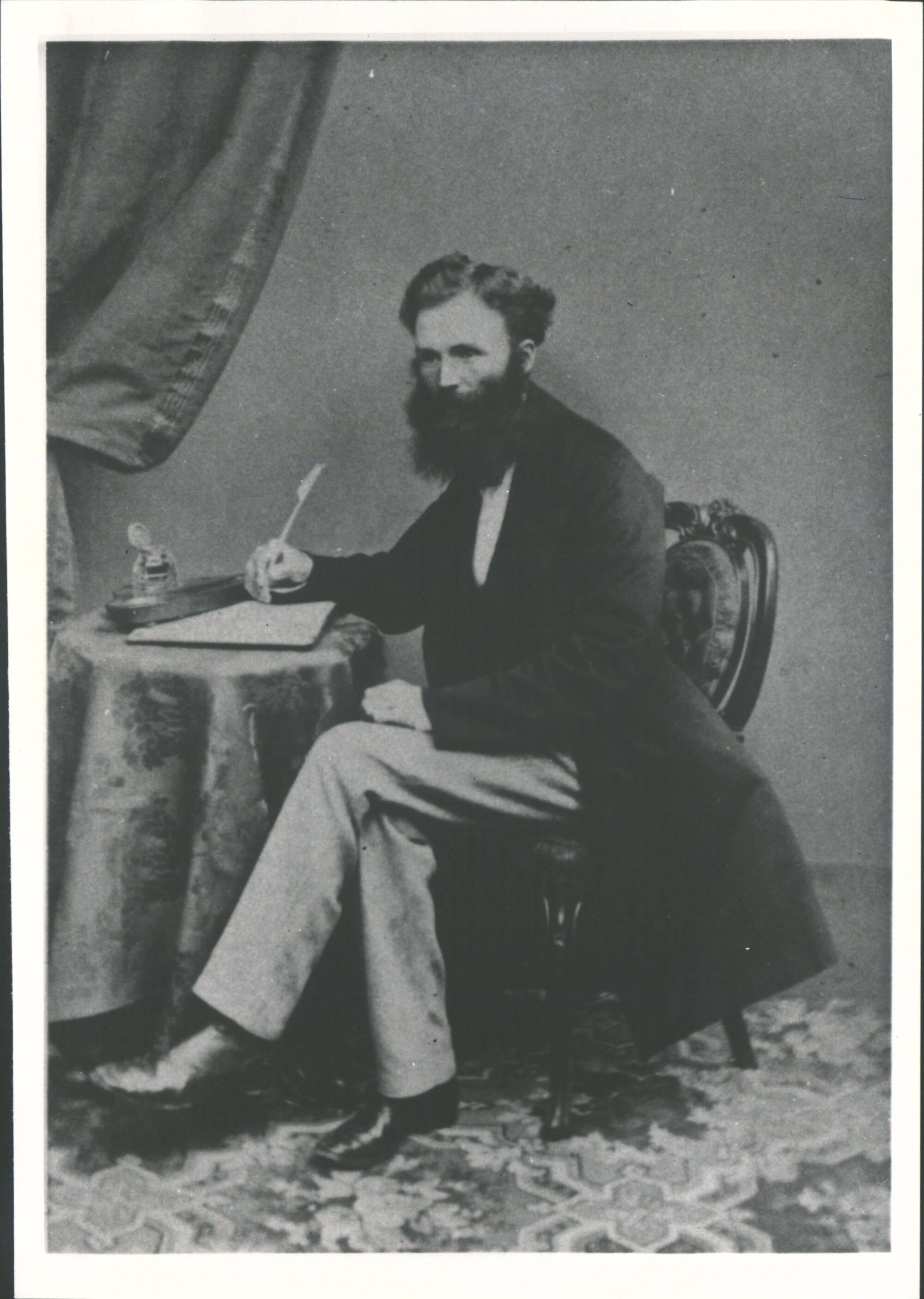 LINDSAY Dr. William Lauder