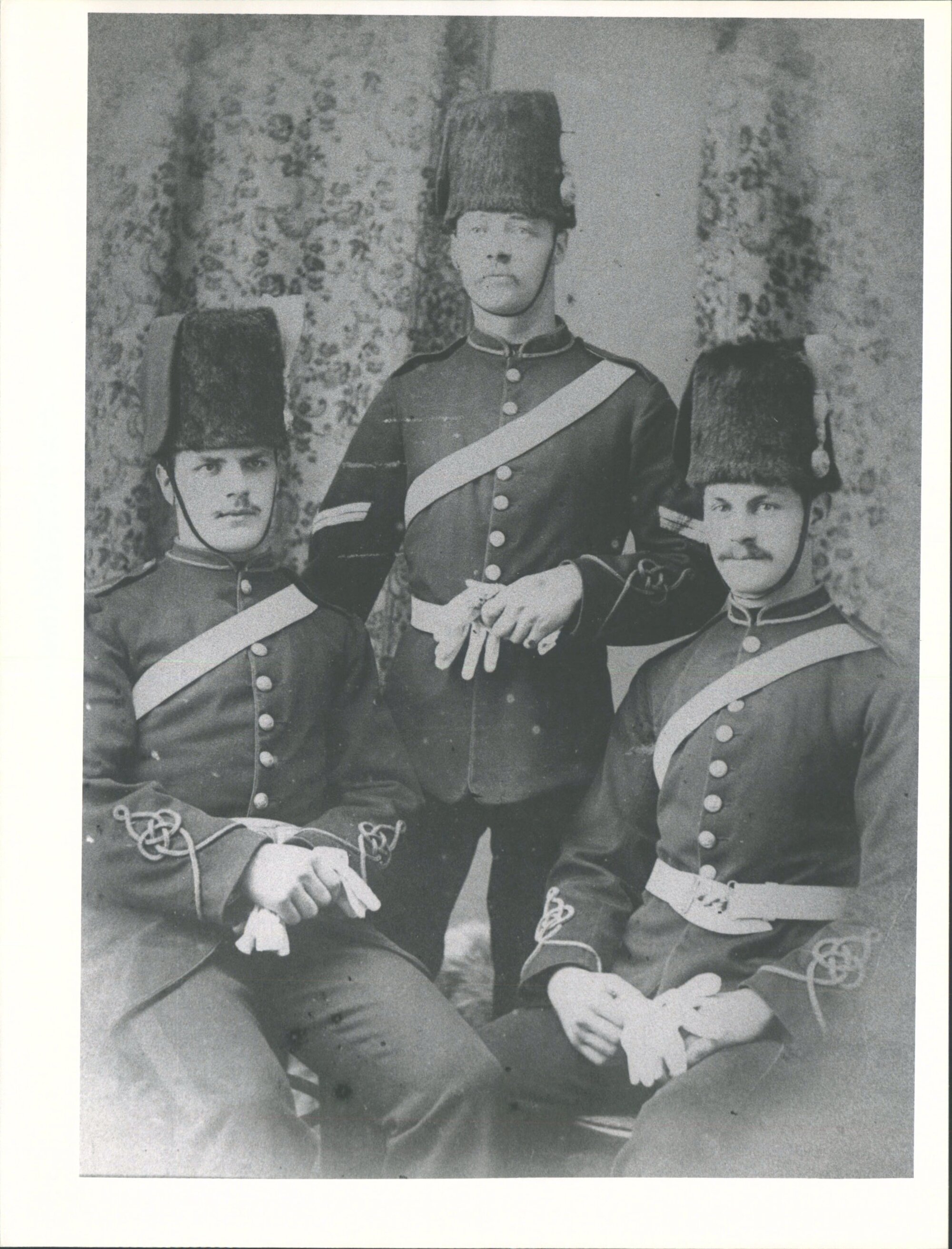 NIVEN, James (&amp; 2 others)