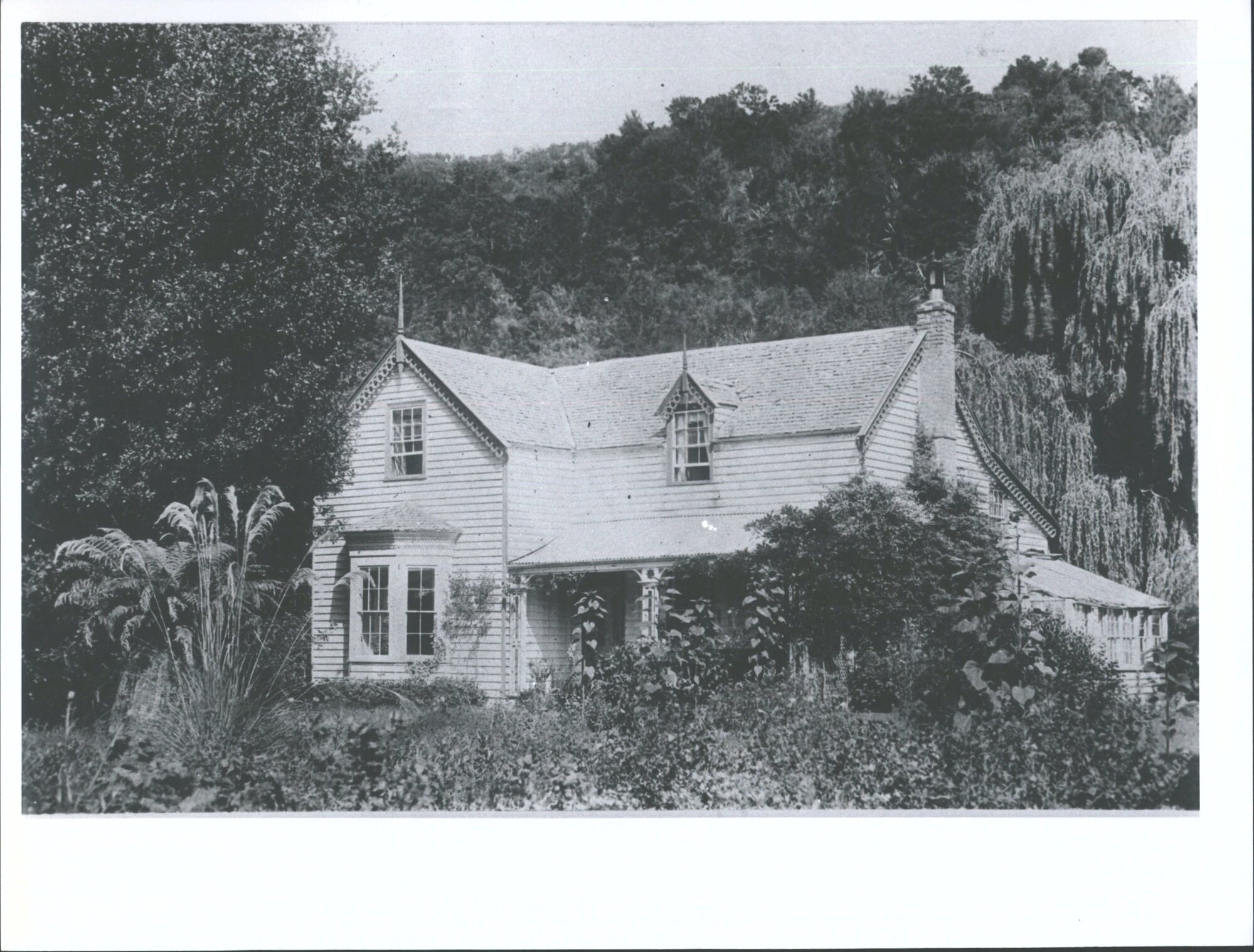 Richardson, Thomas   Elizabeth, Residence Outram Glen