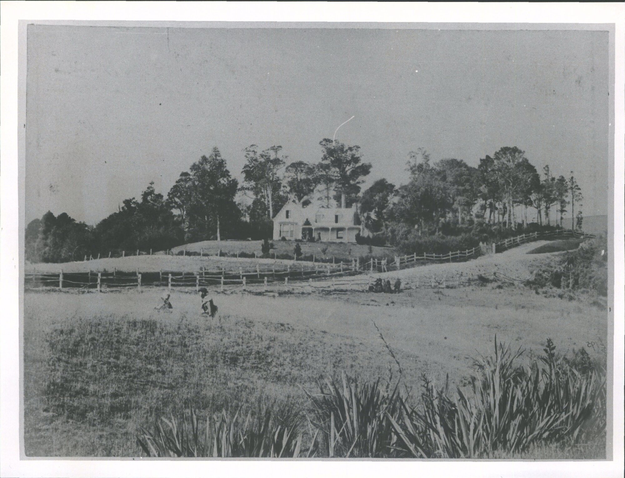 Richardson, Sir John L. C. - Residence